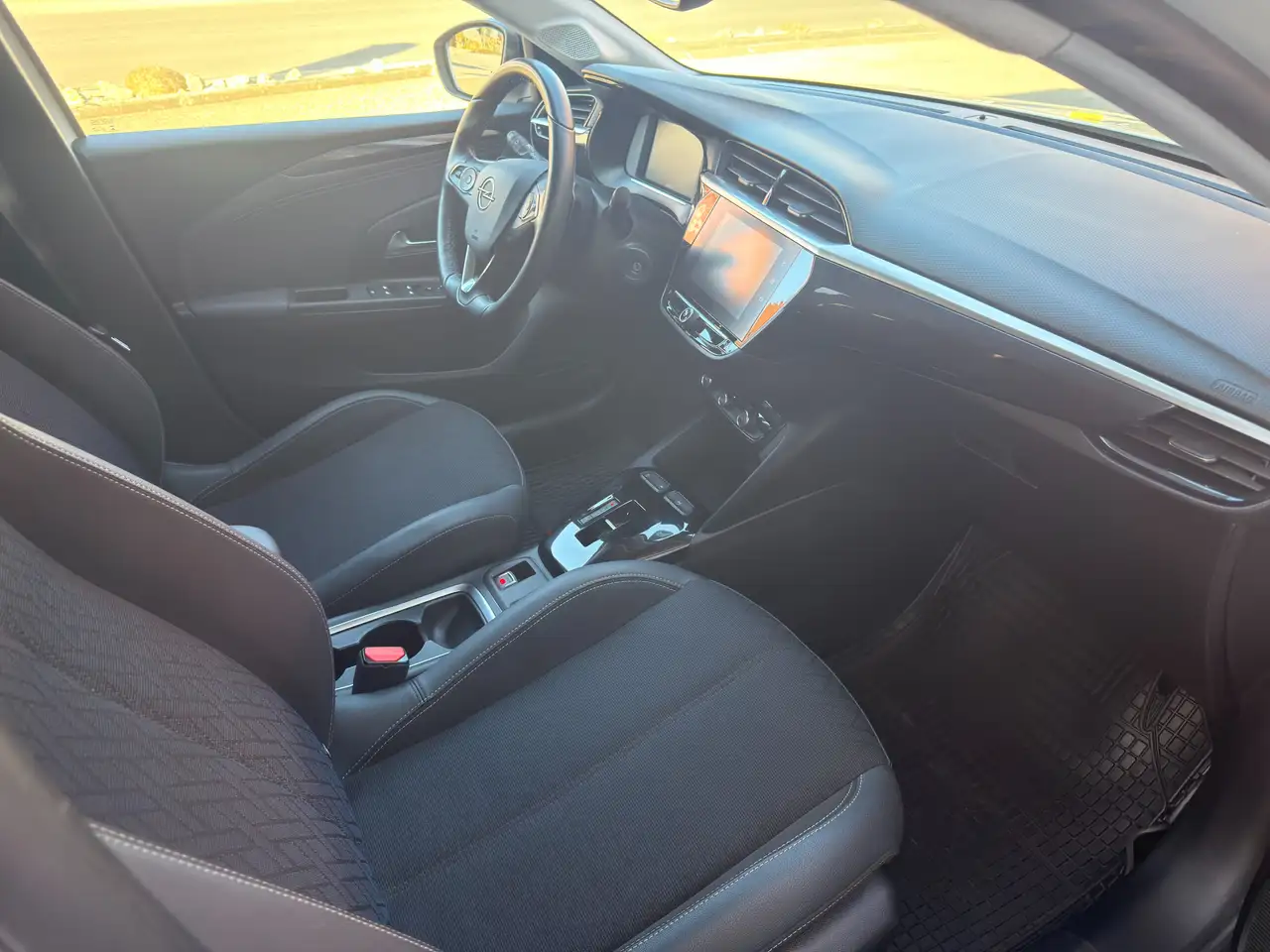 Opel Corsa F Elegance AT Navi,LED,SHZ,Kamera,PDC,Alu,Allwette 10