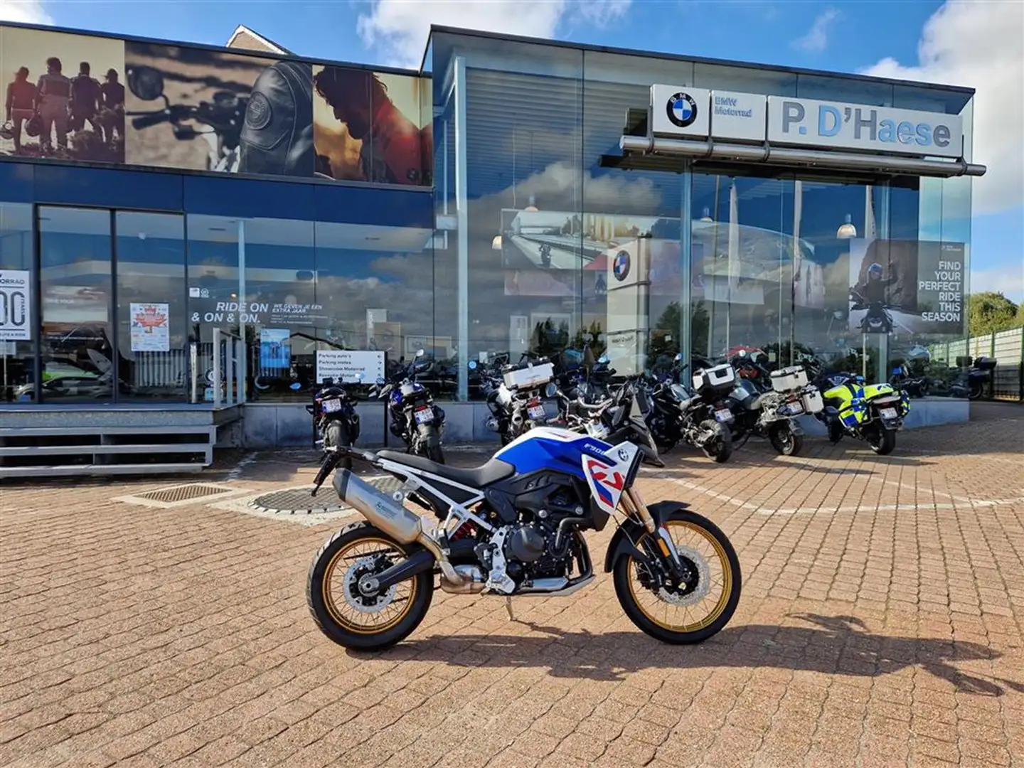 BMW F 900 GS -EX DIRECTIE - 1