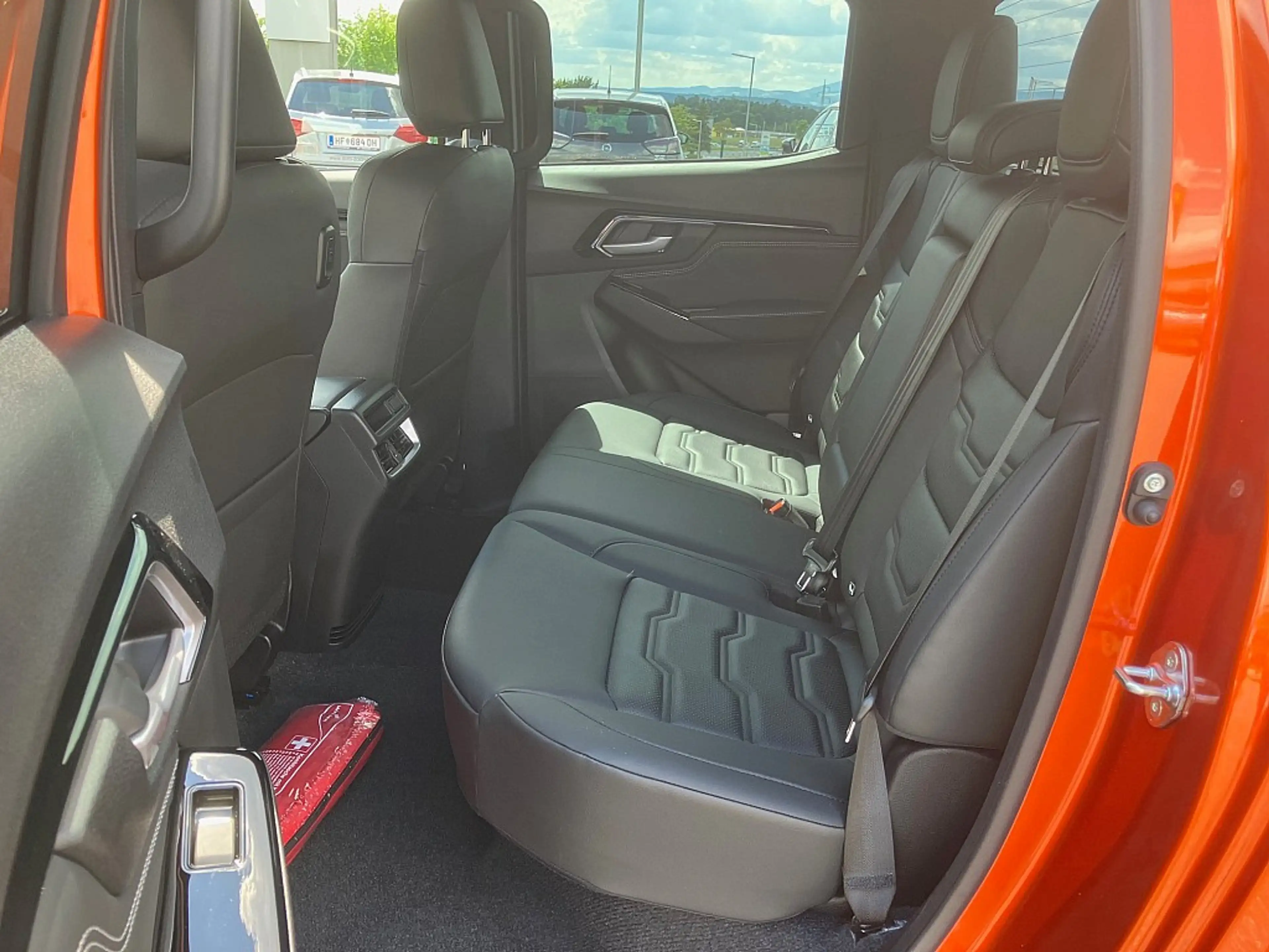 Isuzu D-Max D-MAX Double Cab 4x4 V-Cross A/T — photo 8
