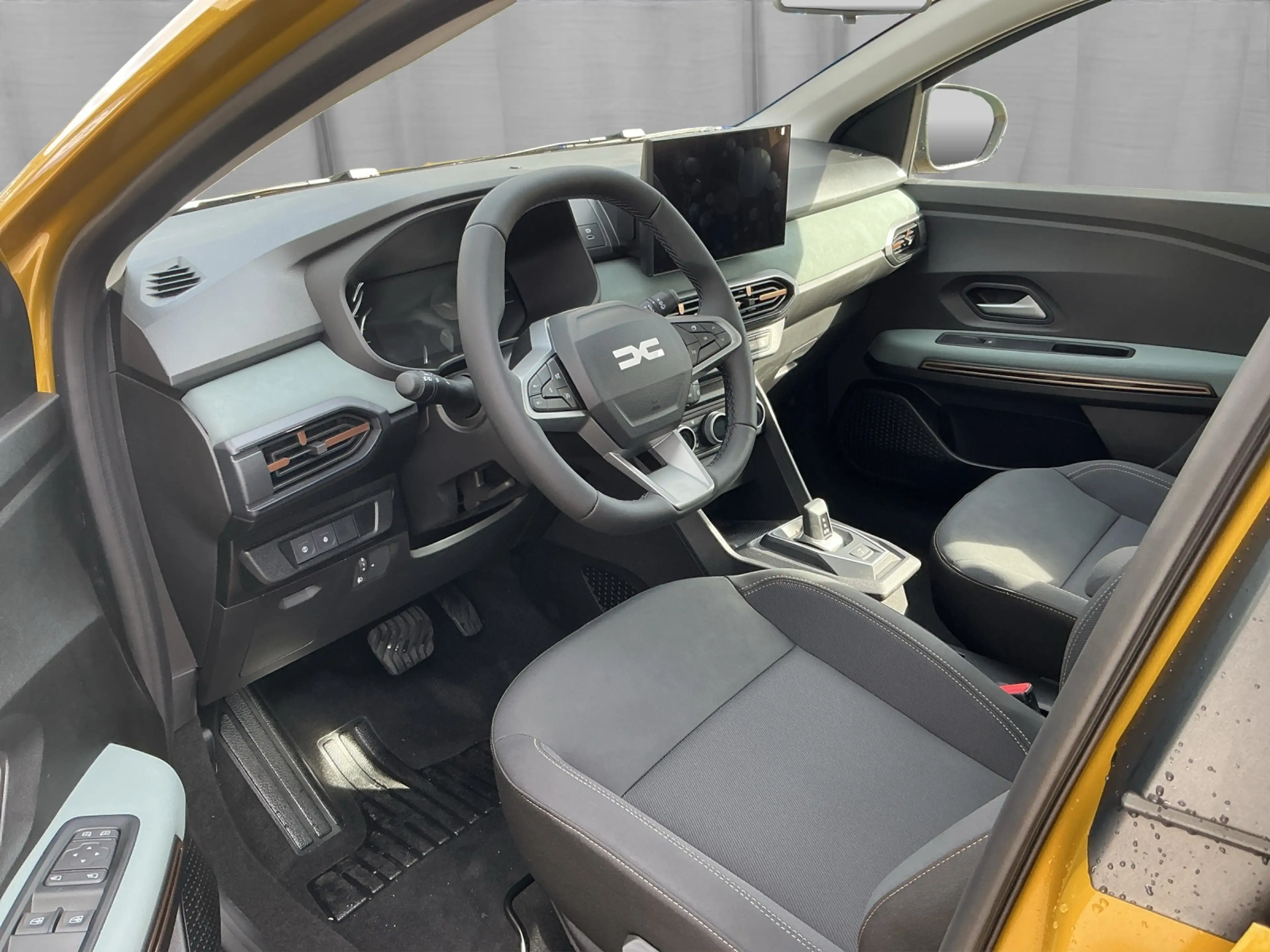 Dacia Sandero III  Stepway Extreme hybrid 155 — photo 11
