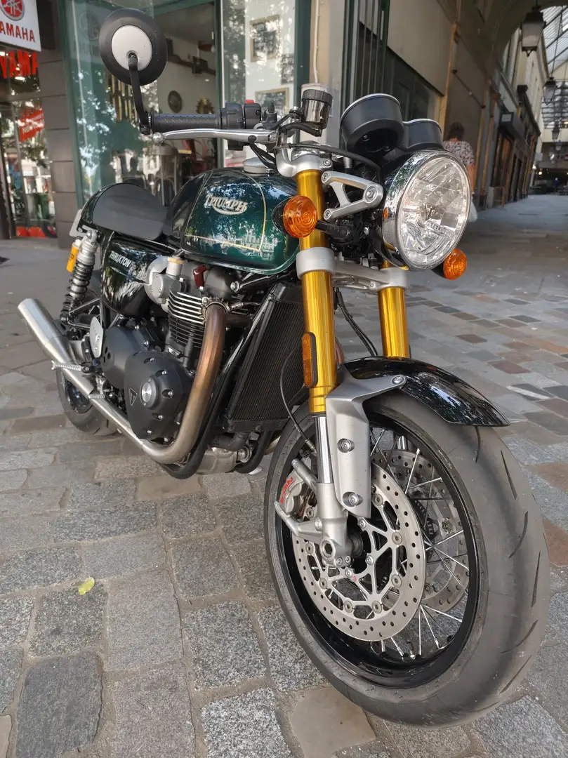Triumph Thruxton Vert - 2