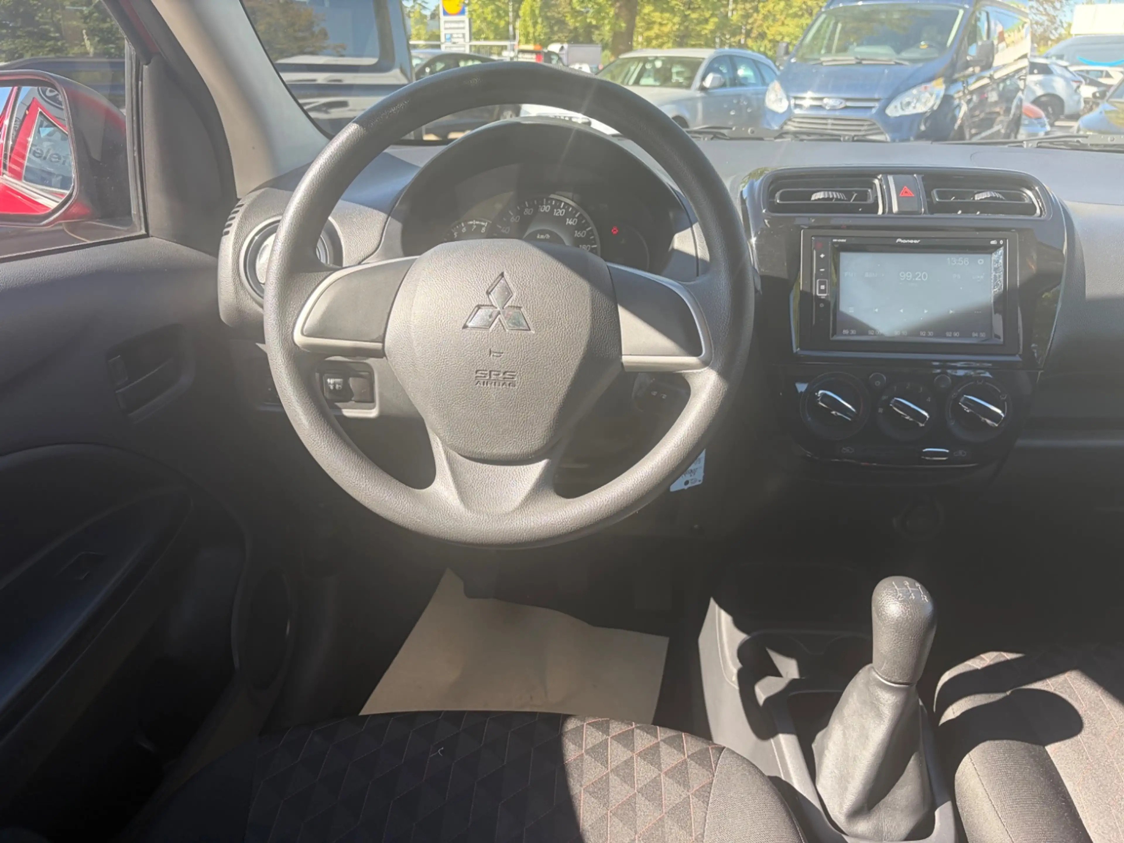 Mitsubishi Space Star 1.2 Select *KLIMAANLAGE*DAB*BLUETOOTH* — photo 4
