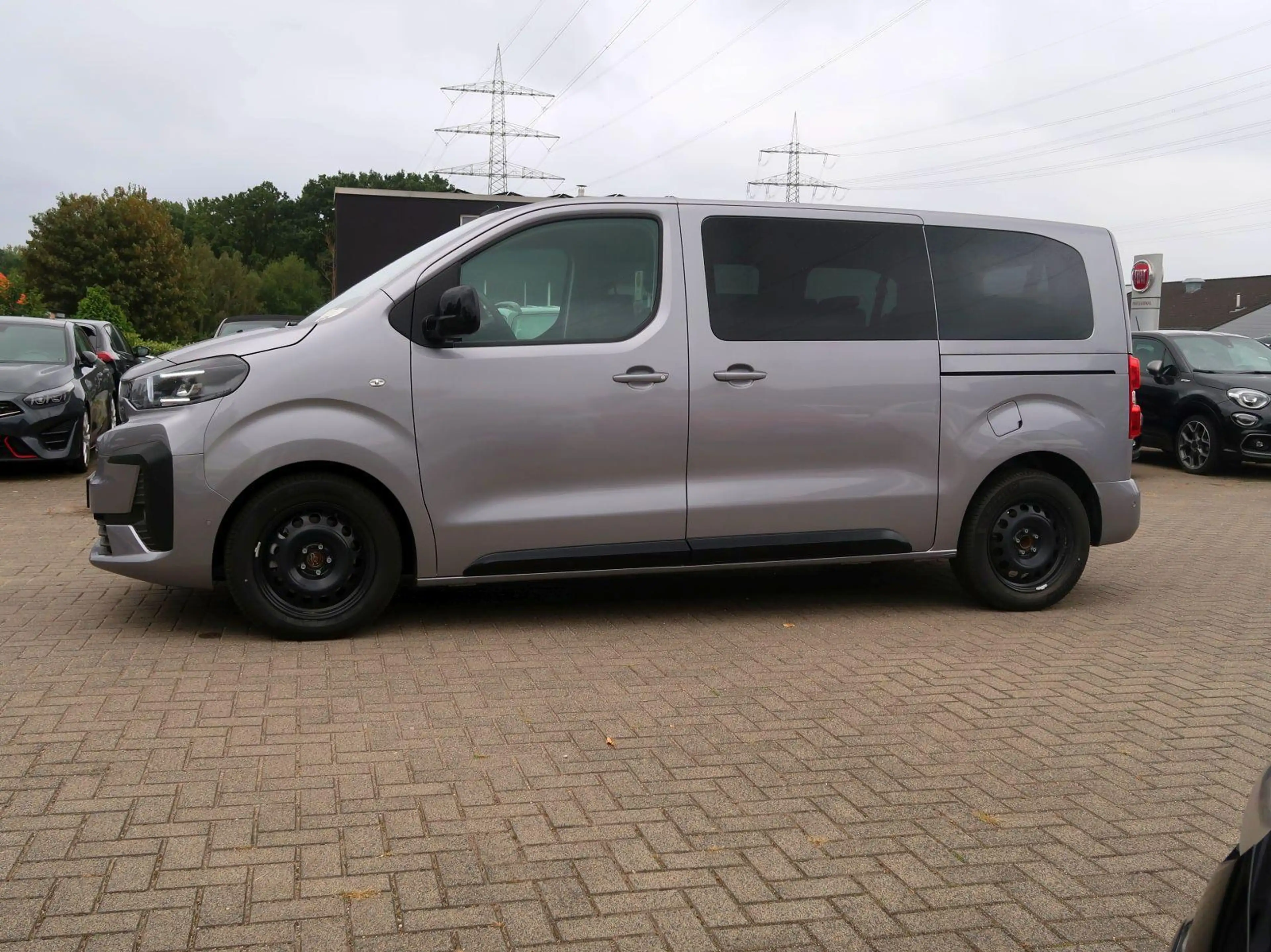 Citroen Spacetourer Plus 180PS,AHK,8 Sitzer,Navi,Carplay — photo 10