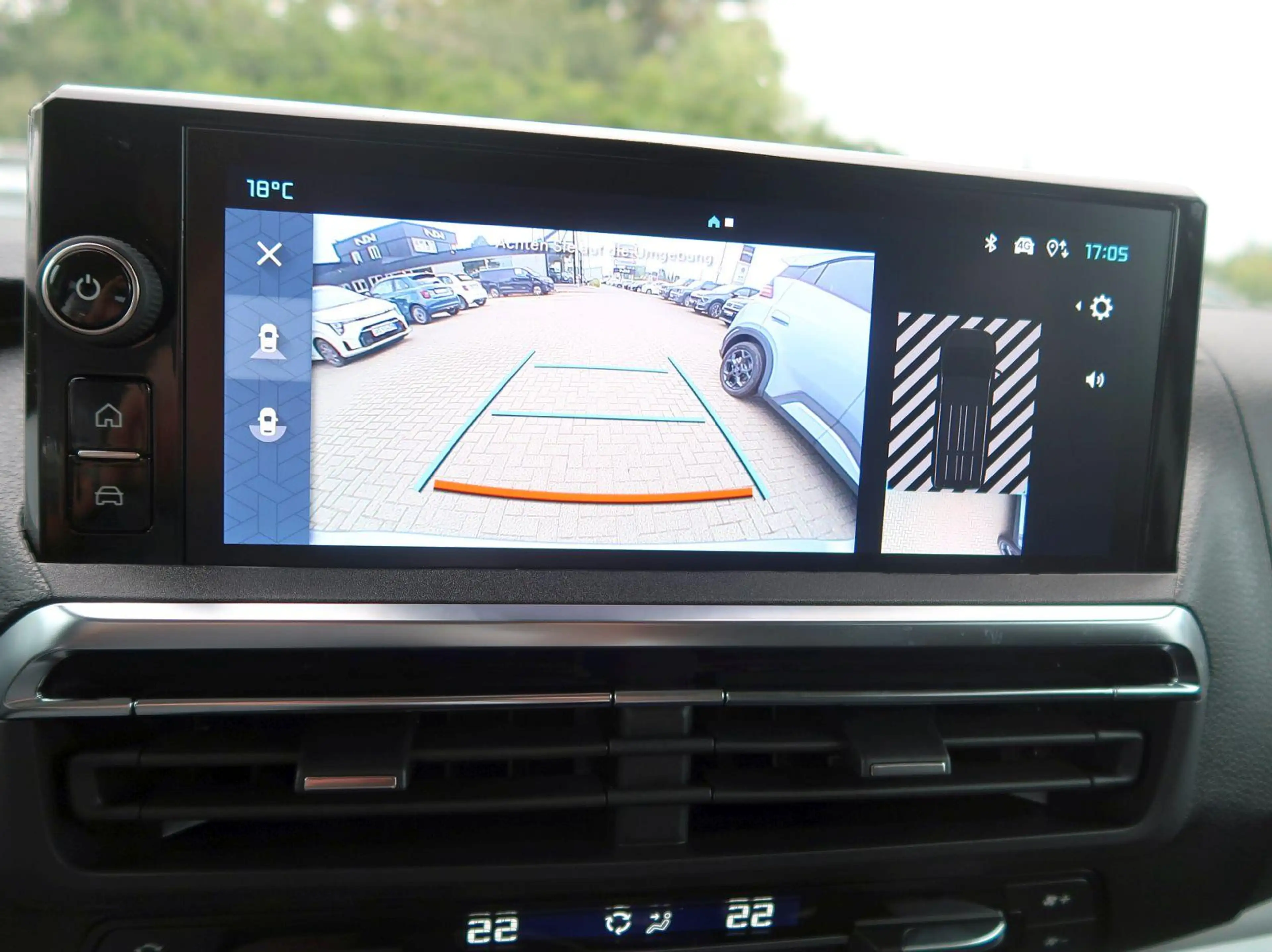 Citroen Spacetourer Plus 180PS,AHK,8 Sitzer,Navi,Carplay — photo 9