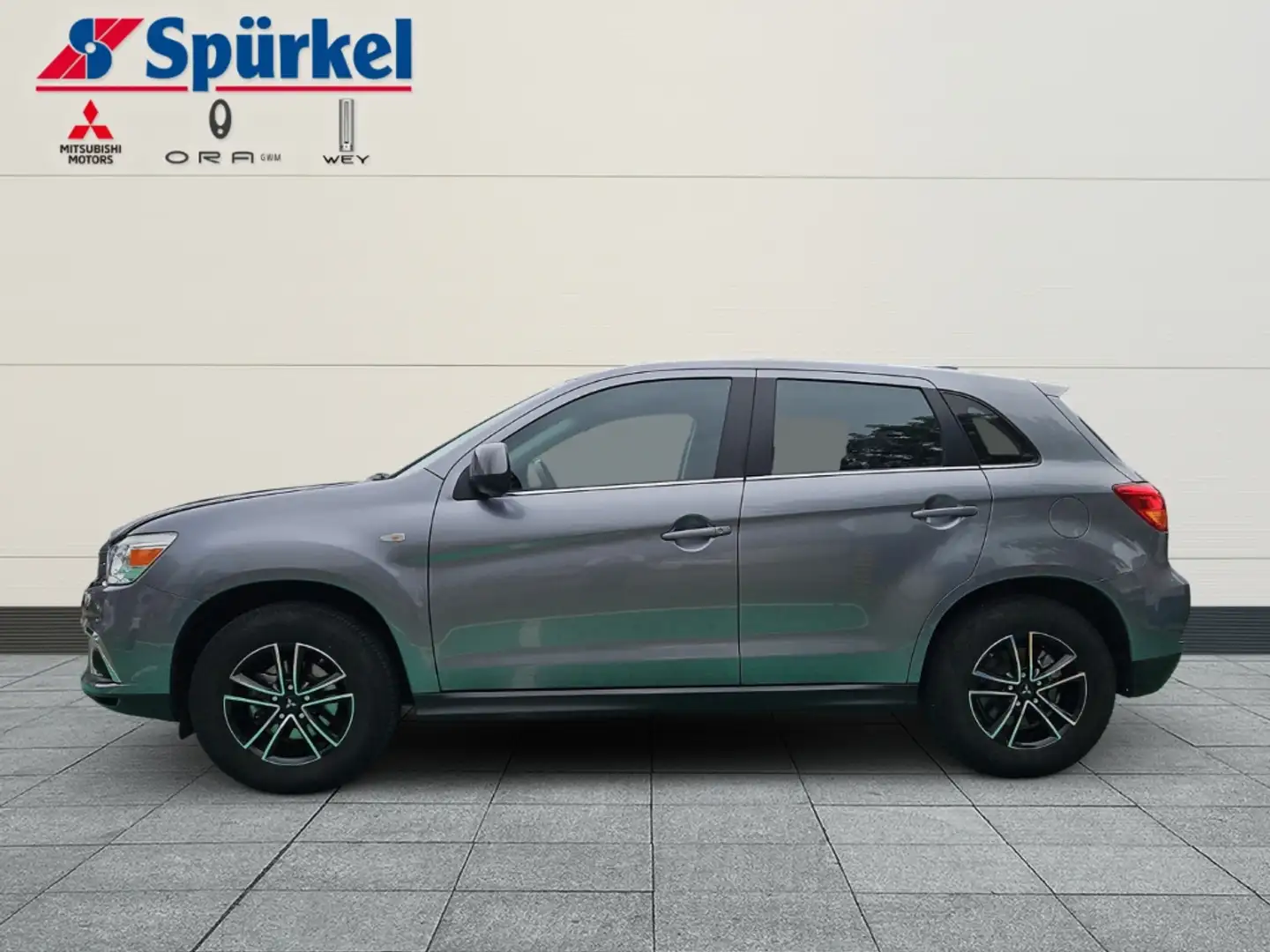 Mitsubishi ASX Edition 100 2WD 1.6 MIVEC, Navigation, Rückfahrkam Grau - 2