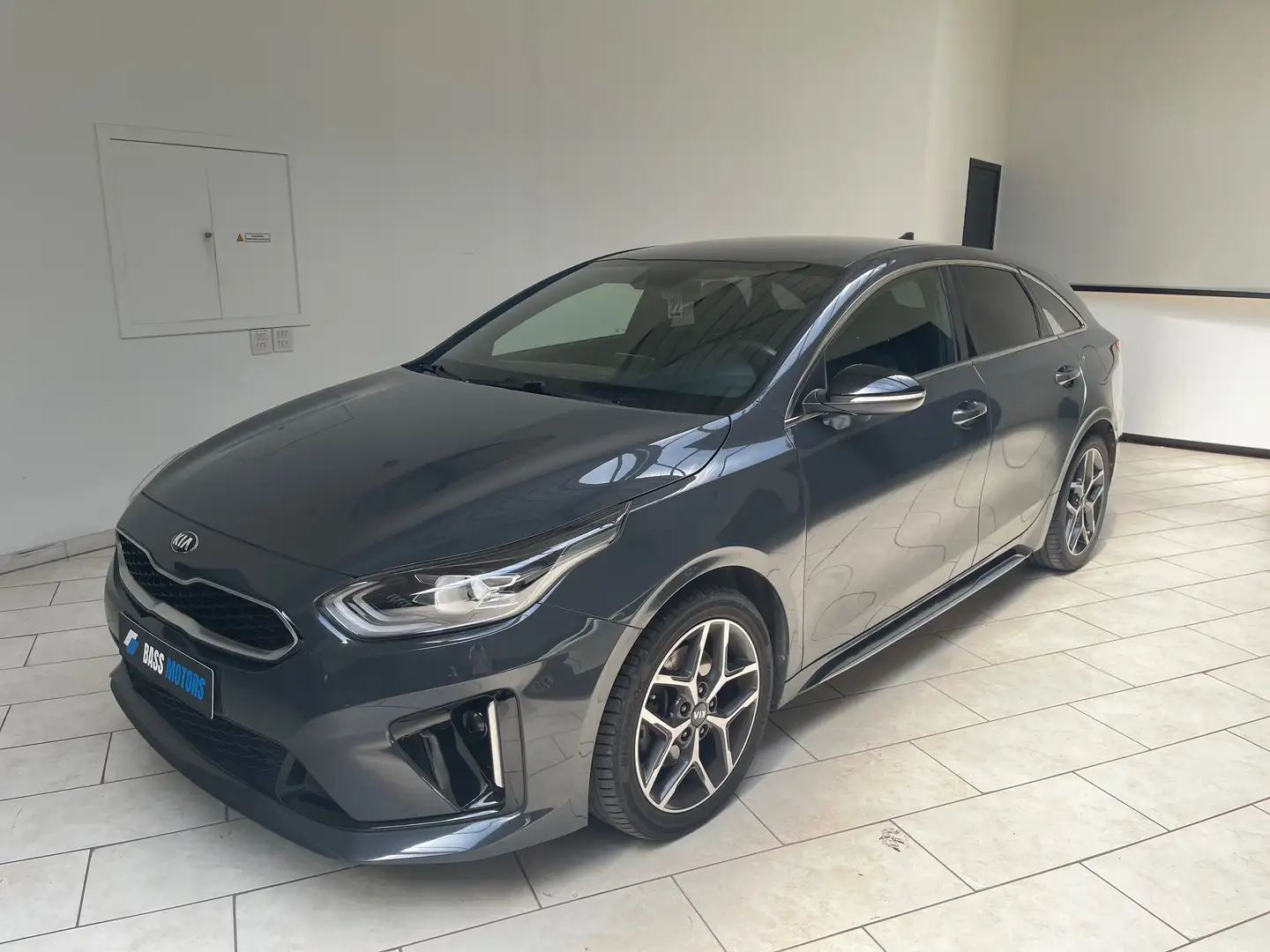 Kia ProCeed / pro_cee'd ProCeed 1.6 CRDi SCR GT LINE Gris - 1