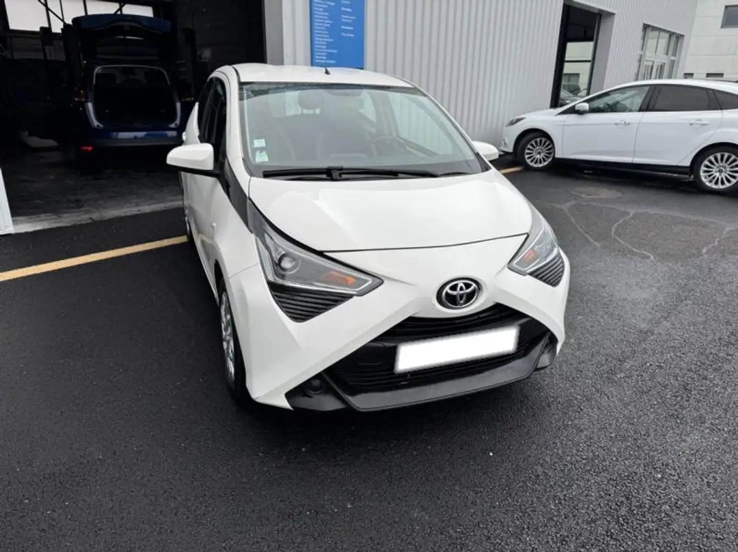 Toyota Aygo 1.0 VVT-i 72ch x-play 5p - 2