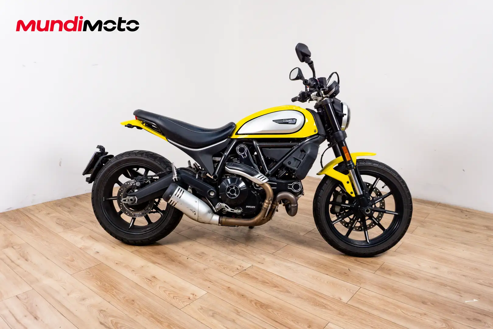 Ducati Scrambler - 1