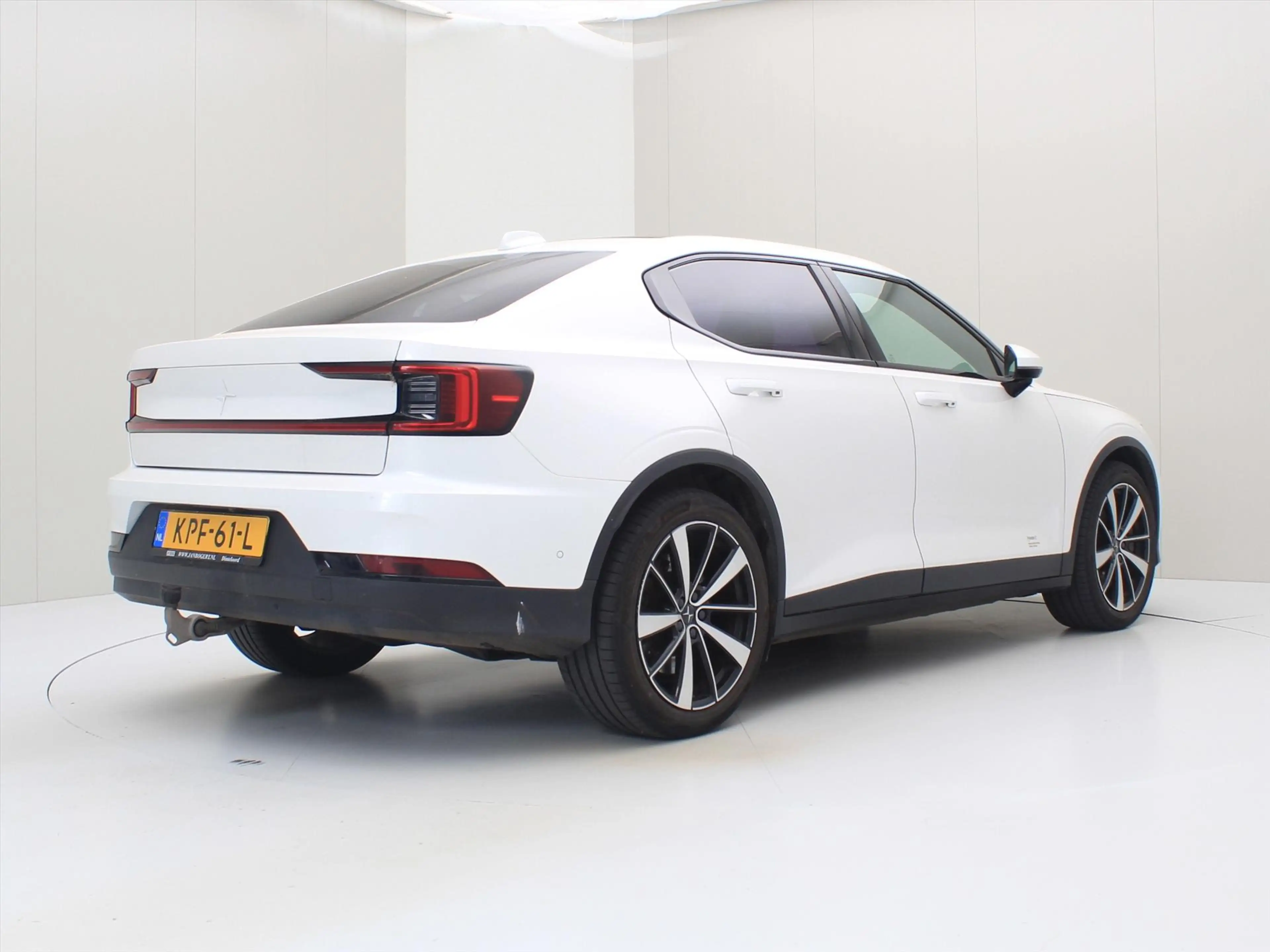 Polestar 2 Long Range Dual Motor 408pk [ PILOT PLUS+PANO+STOE — photo 3