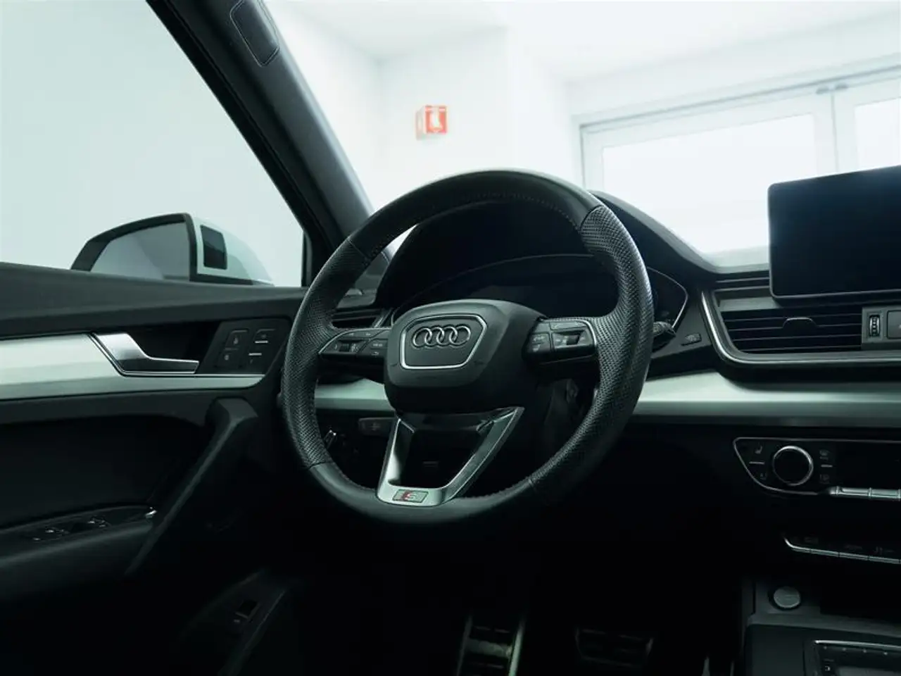 Audi Q5 photo Audi Q5