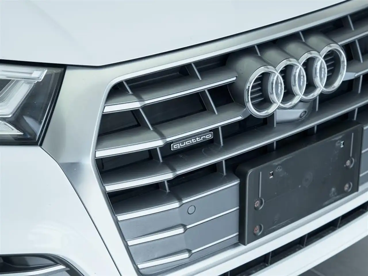 Audi Q5 photo Audi Q5