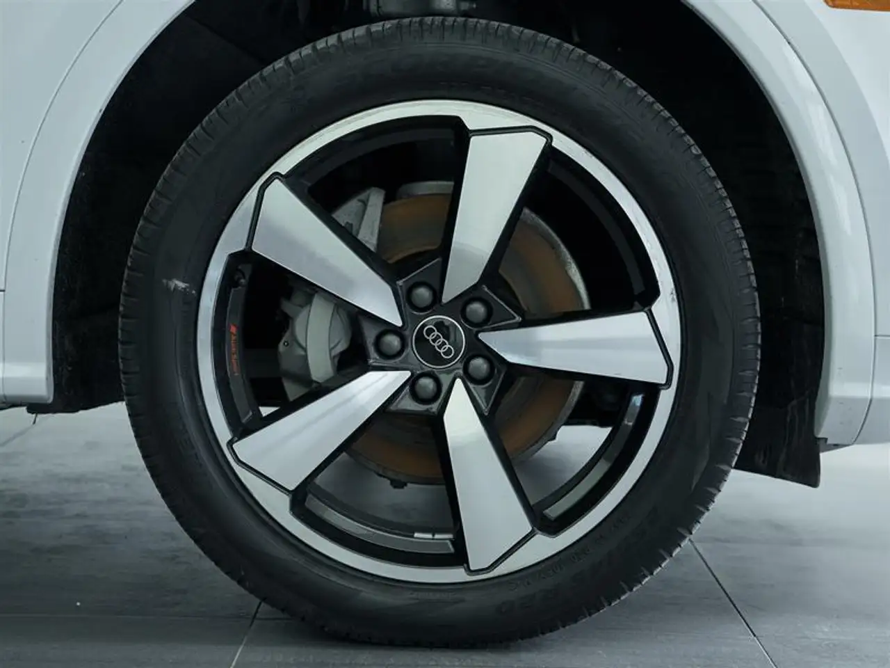 Audi Q5 photo Audi Q5