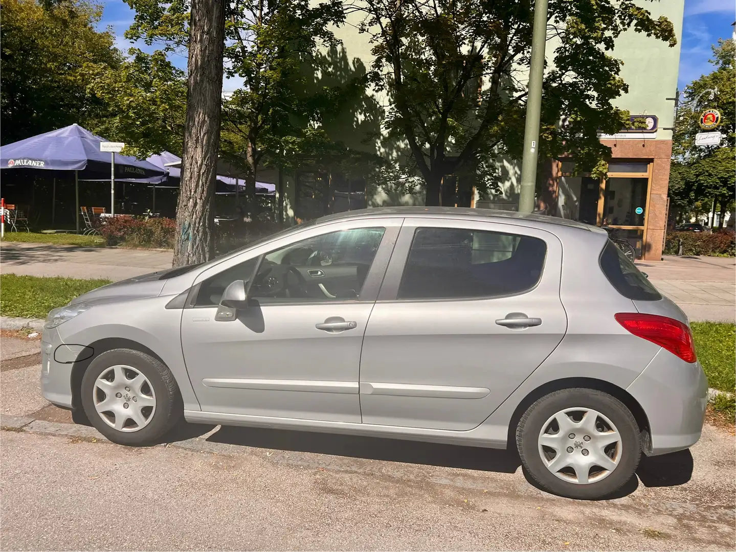 Peugeot 308 308 SW 120 VTi Platinum Silber - 2