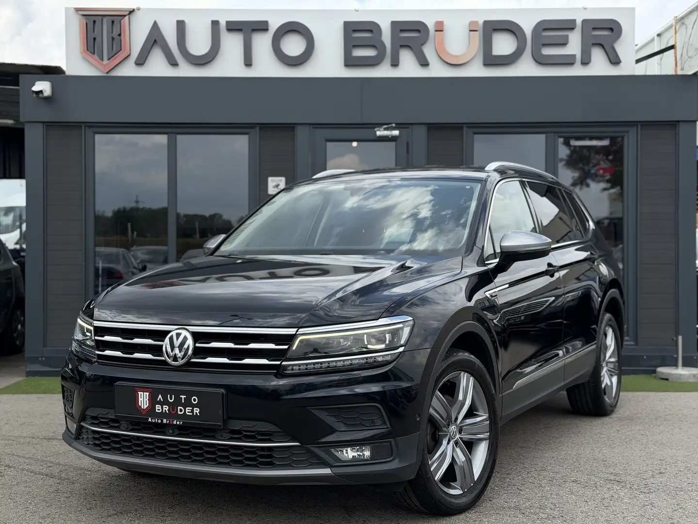 Volkswagen Tiguan Allspace Highline 4Motion Allspace Highline DSG 7 Sitzer Schwarz - 2