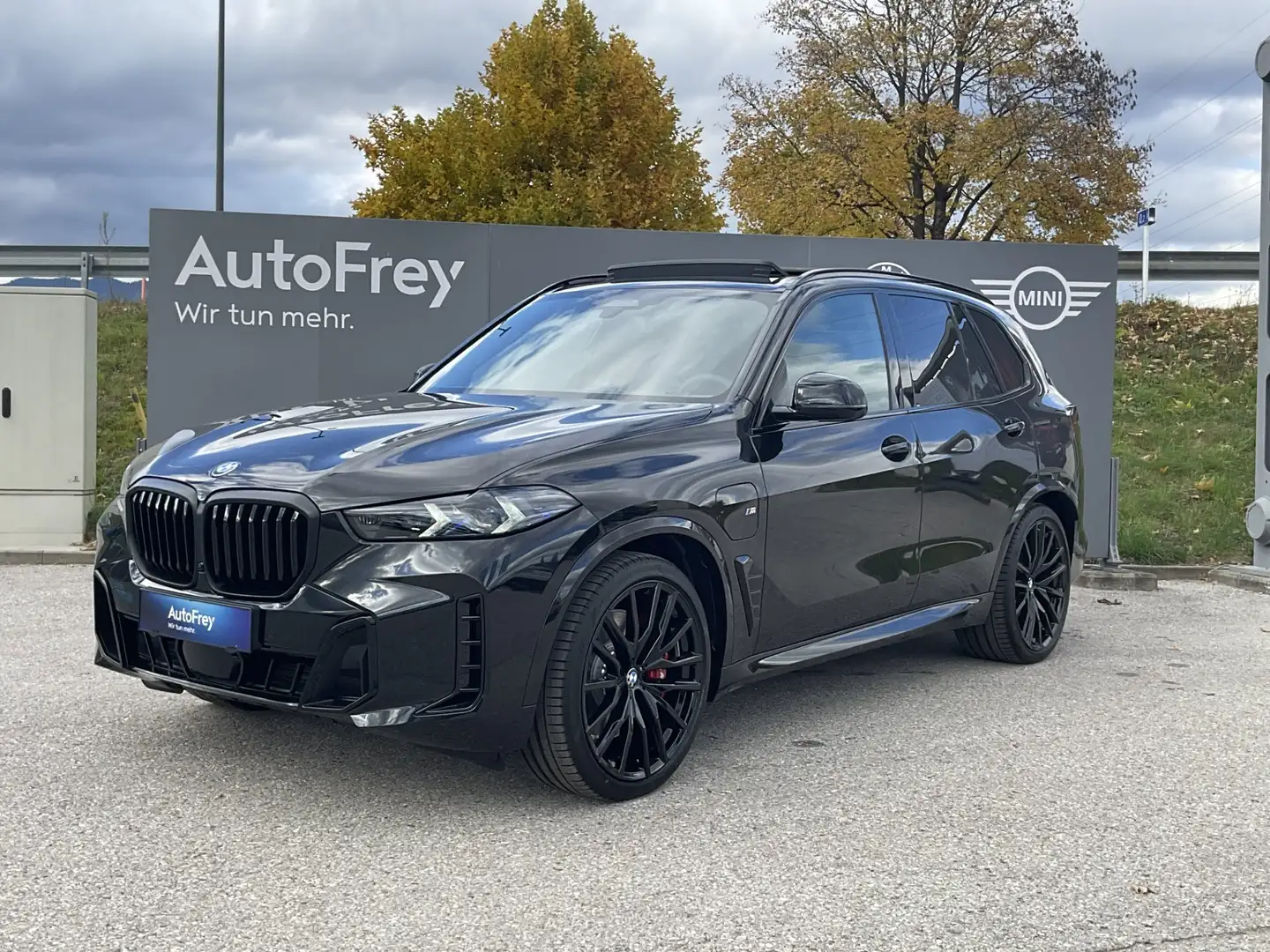 BMW X5 X5 xDrive50e PHEV 25,7kWh Schwarz - 1