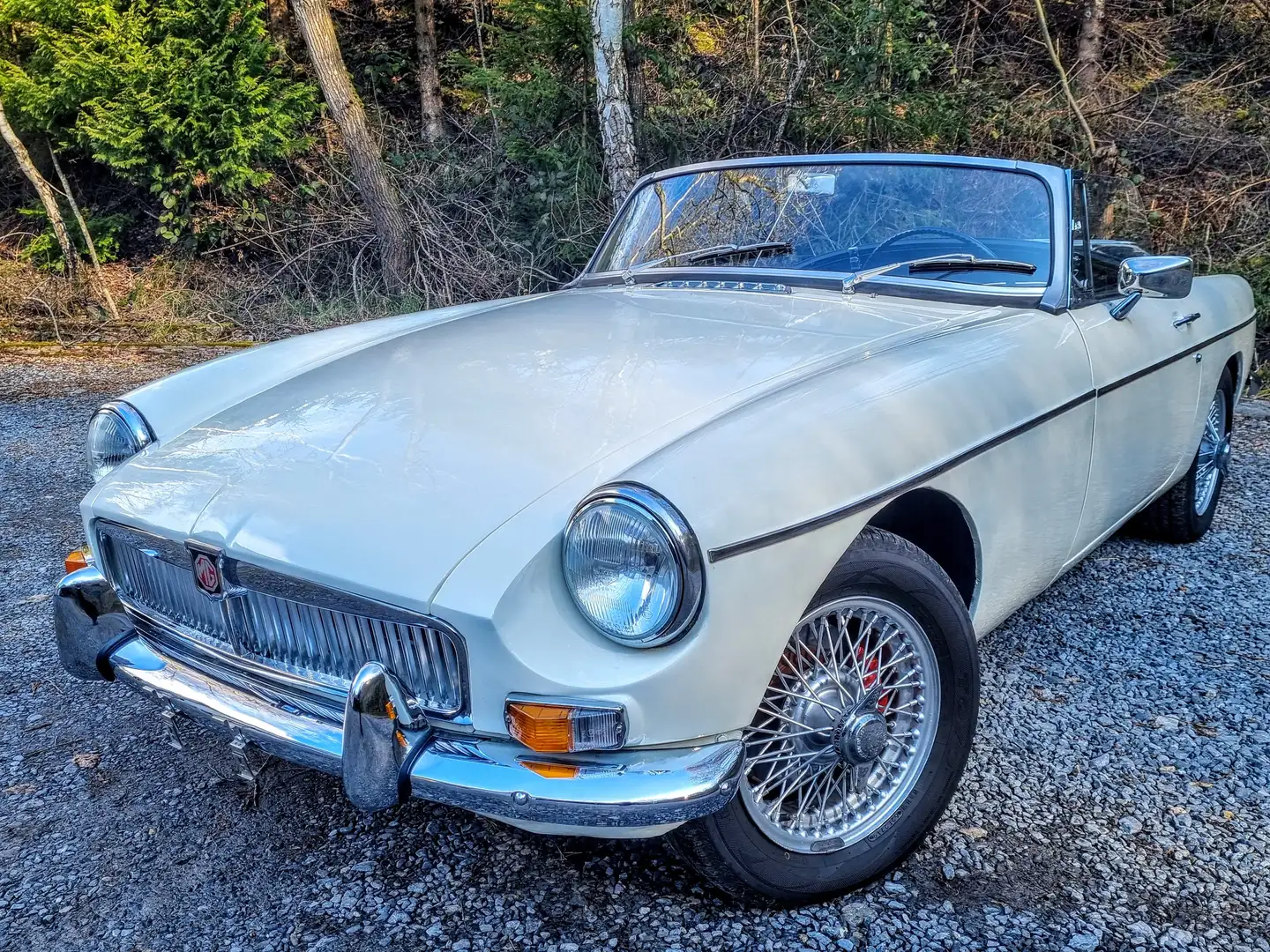 MG MGB 1965  * Full Stock *Nouvelle capote* White - 2