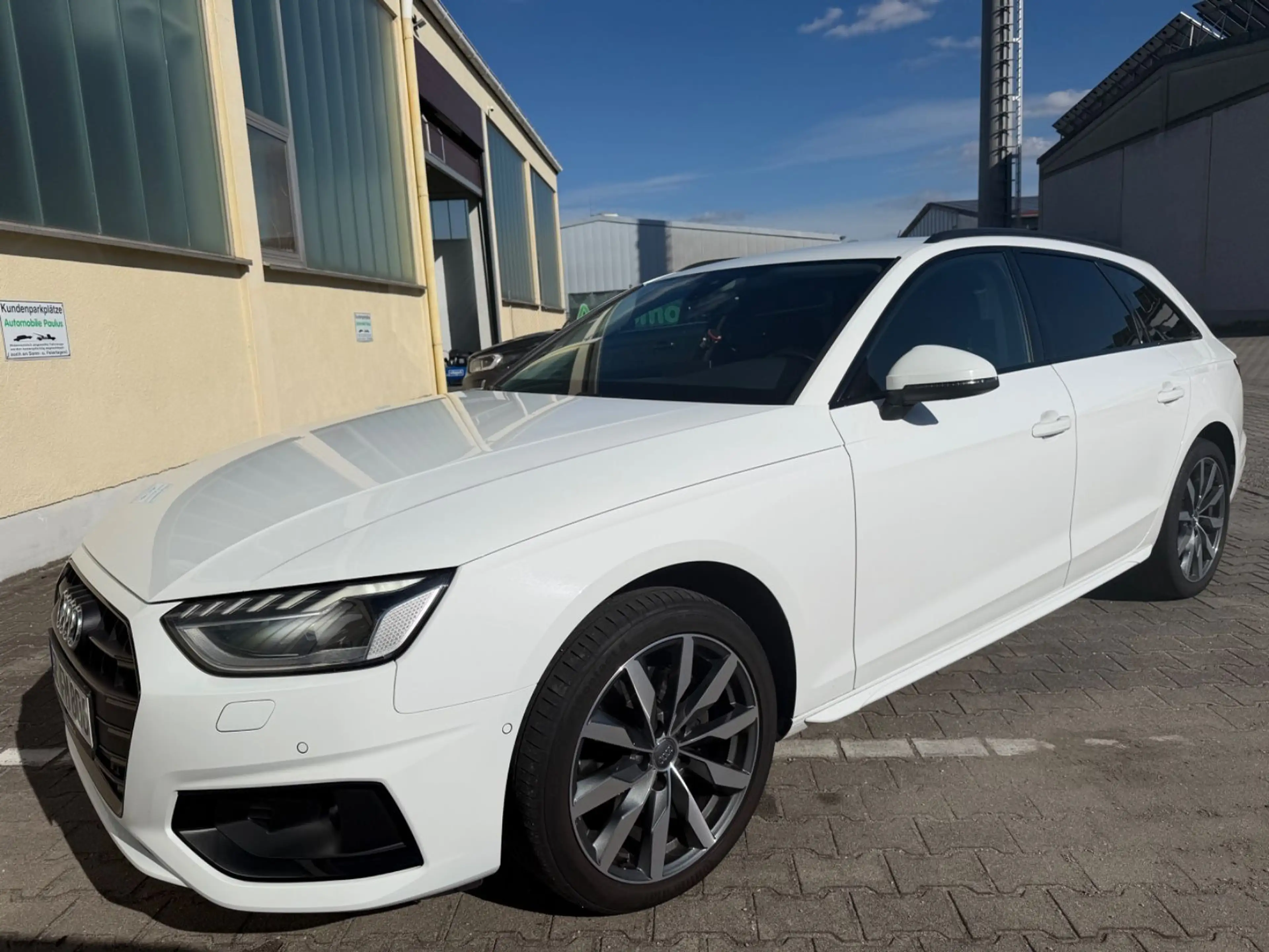 Audi A4 Avant 35 TDI advanced°Aut.°AHK°LED°NAVI° — photo 3