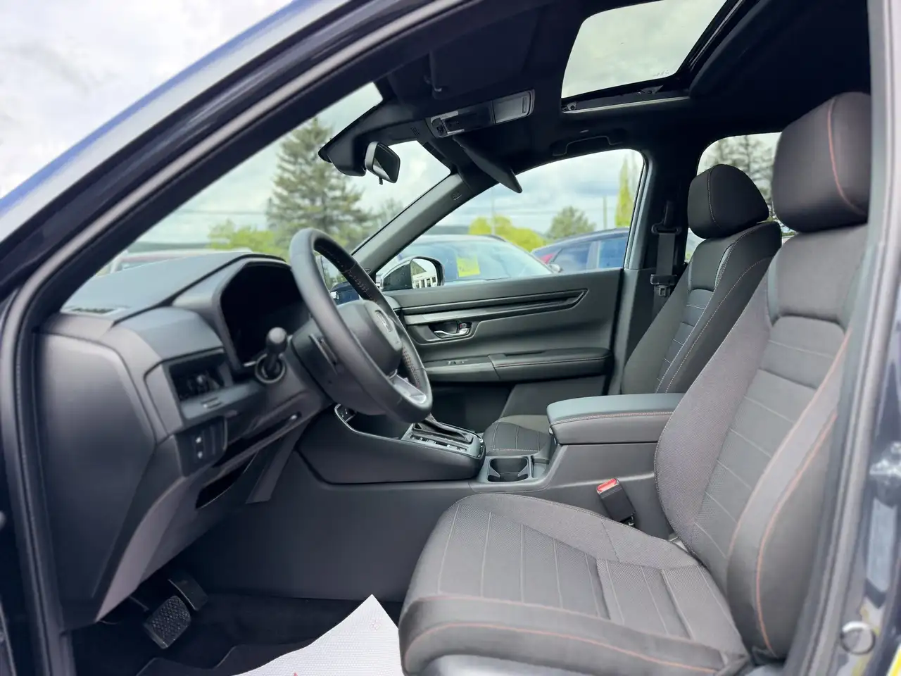 Honda CR-V photo Honda CR-V