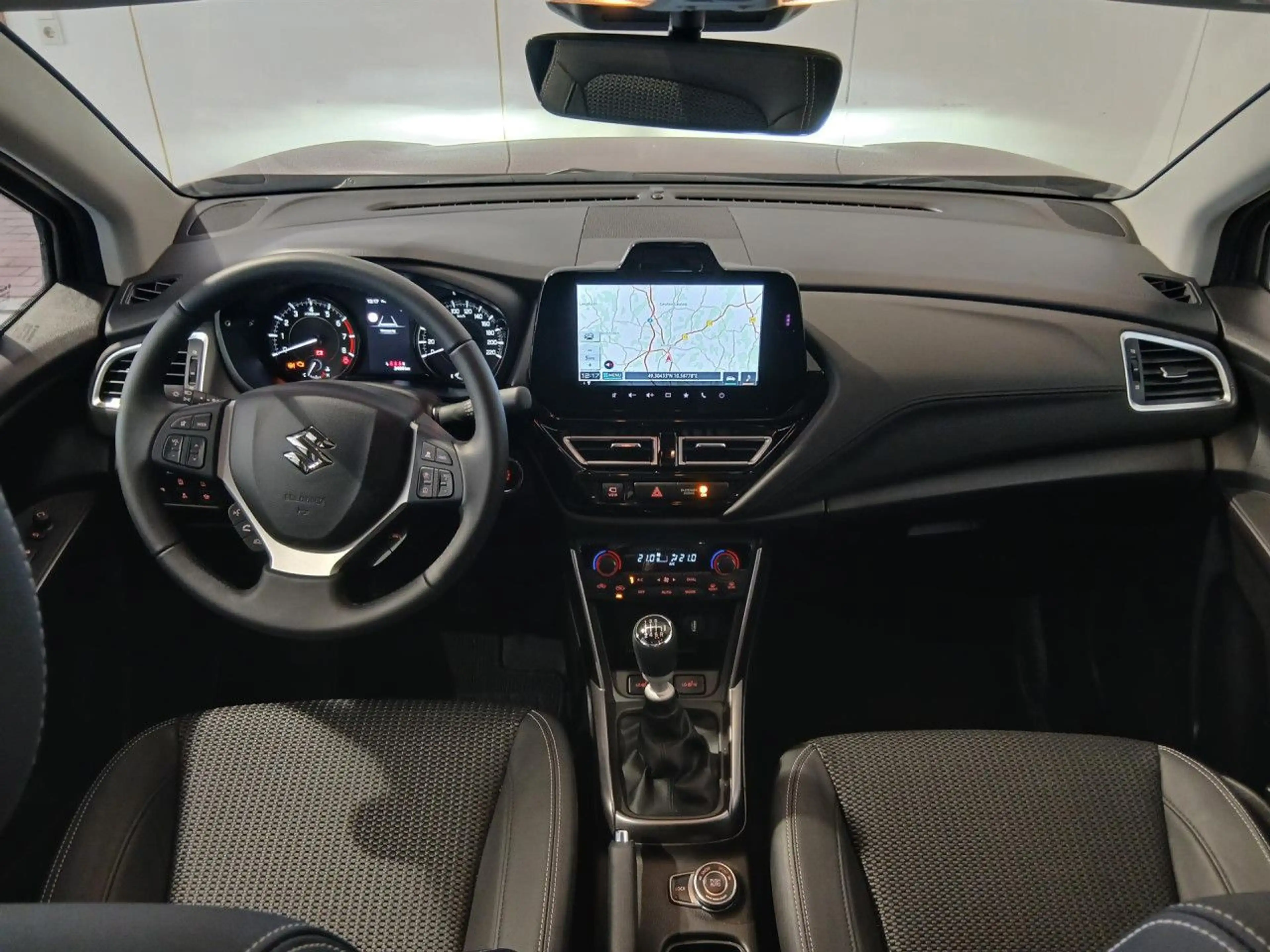 Suzuki SX4 S-Cross S-Cross 1.4 Hybrid Comfort Allgrip AHK RFK PDC Nav — photo 9