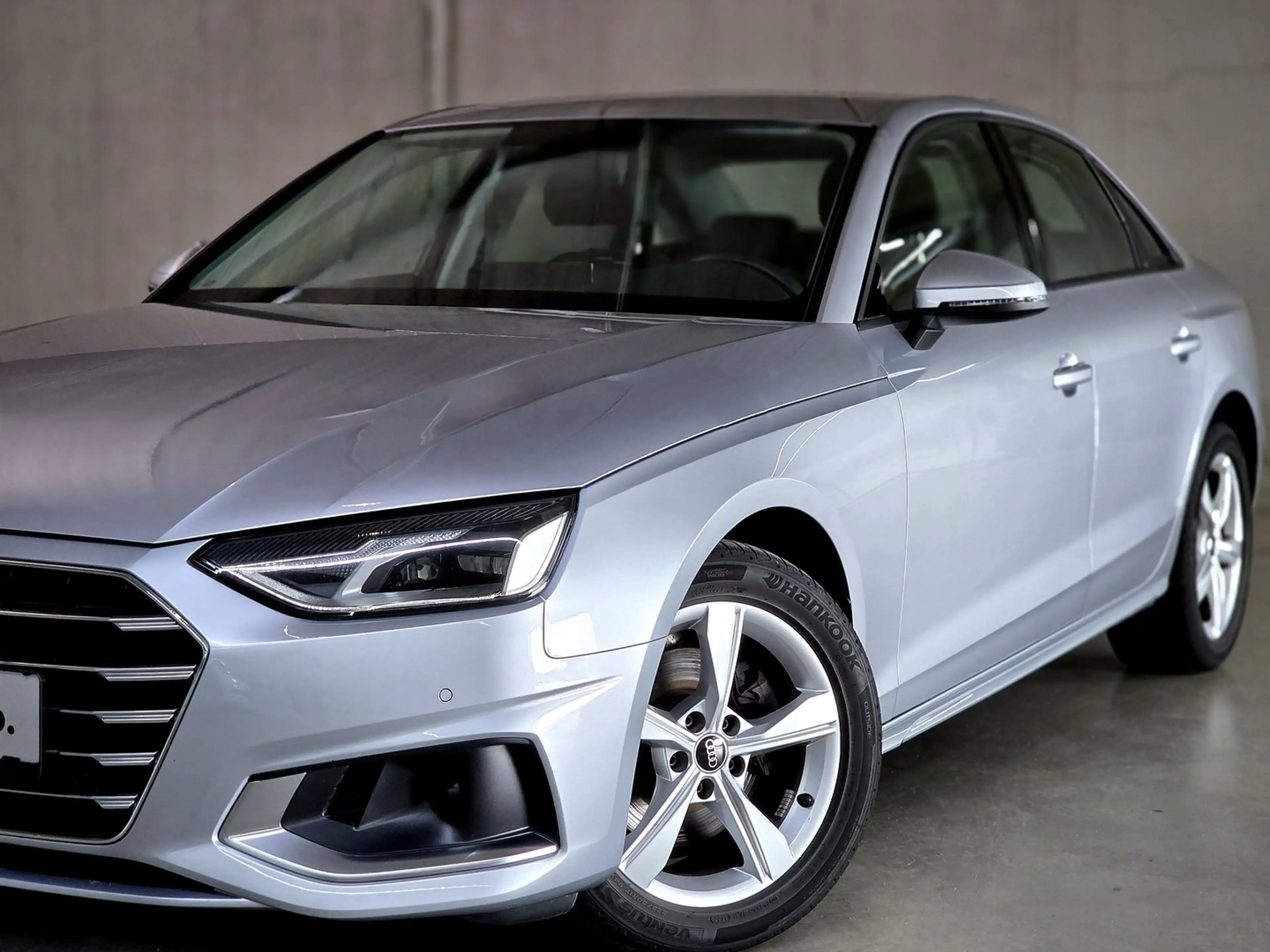 Audi A4 Limousine 30 TDI advanced — photo 3