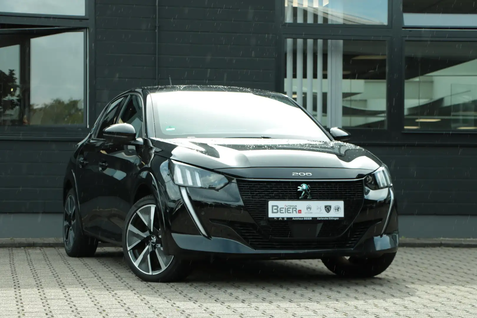 Peugeot e-208 GT Noir - 2