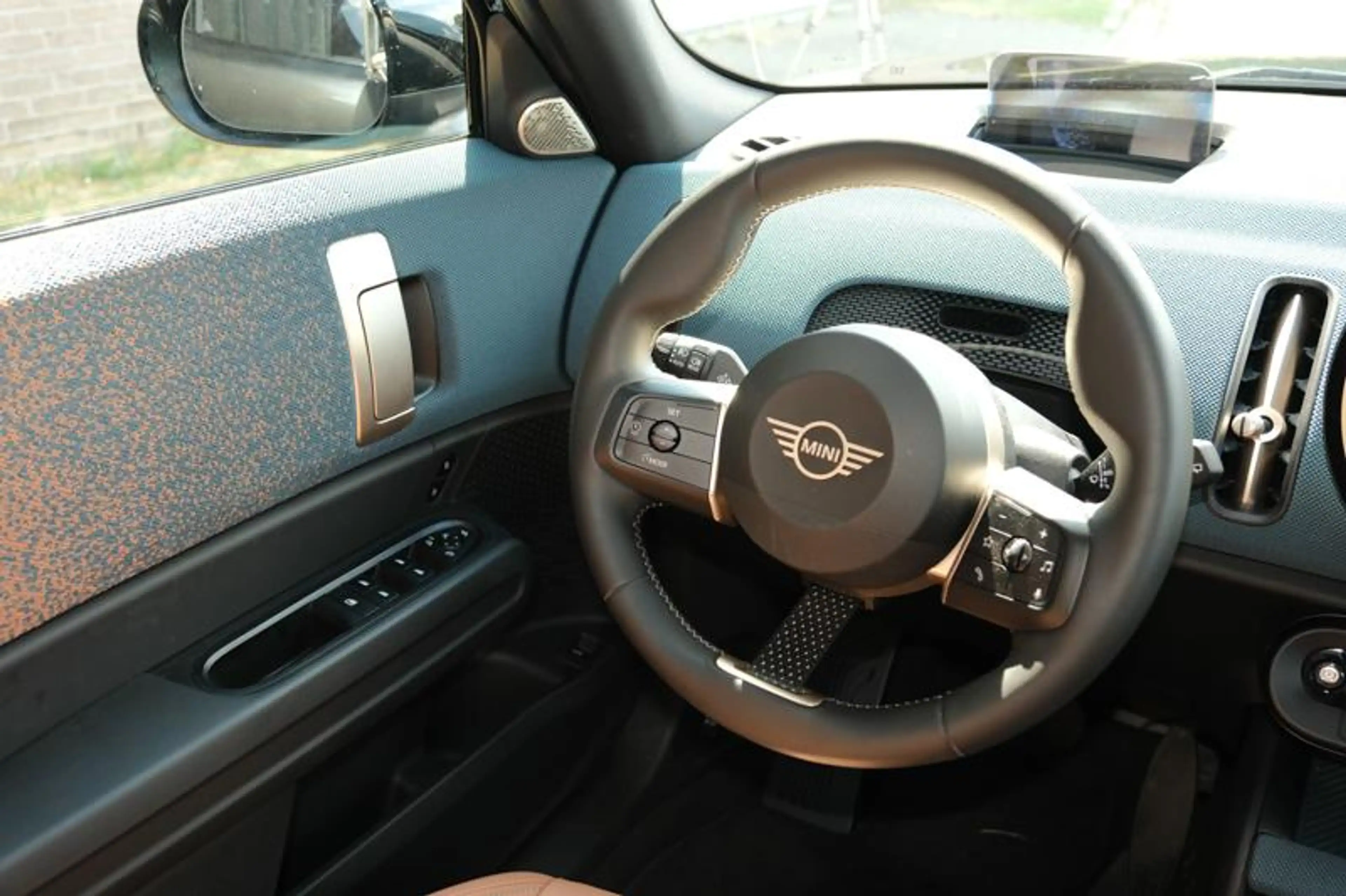 MINI Countryman C Favoured Trim Pack XL — photo 10