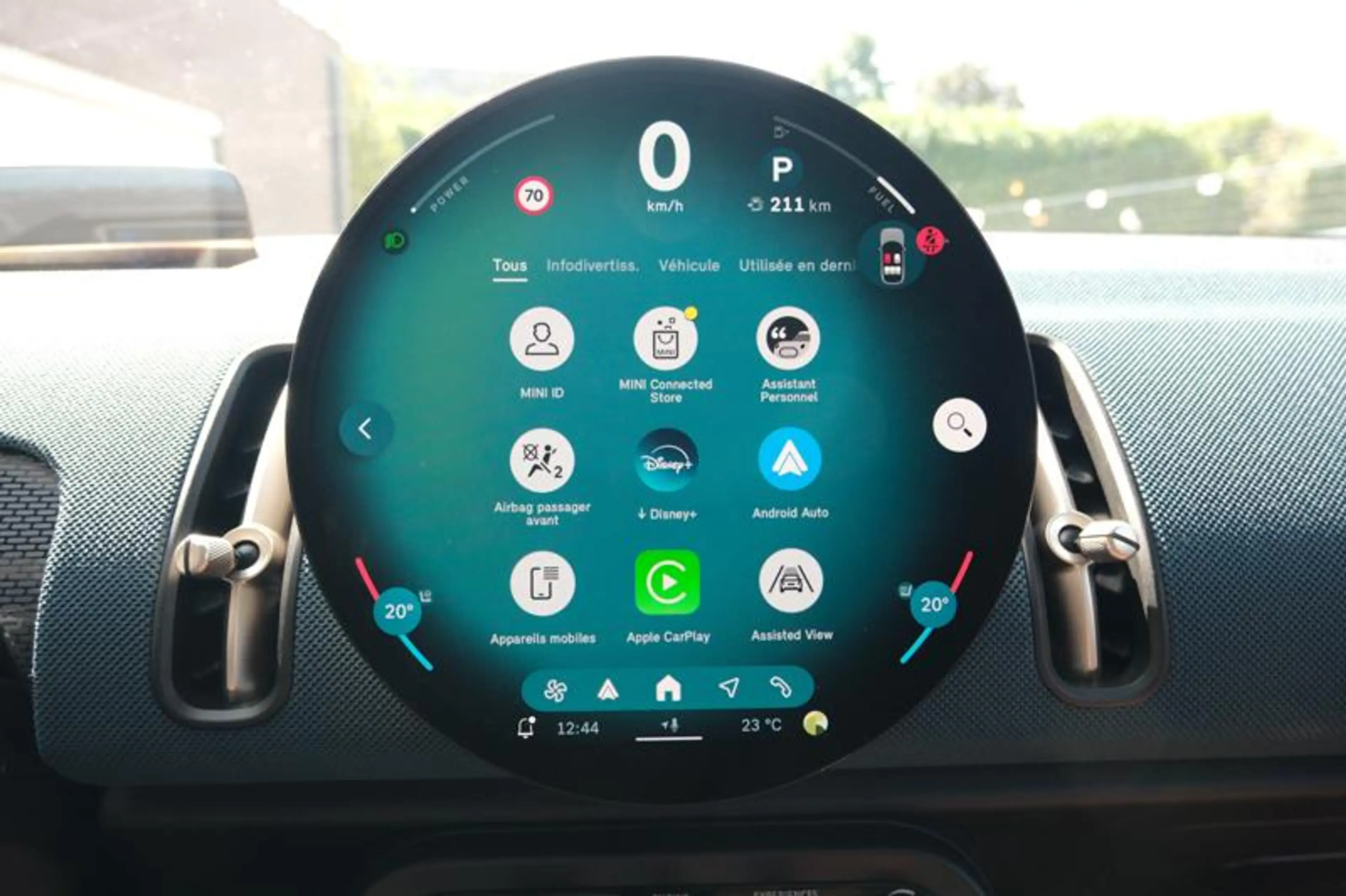 MINI Countryman C Favoured Trim Pack XL — photo 14