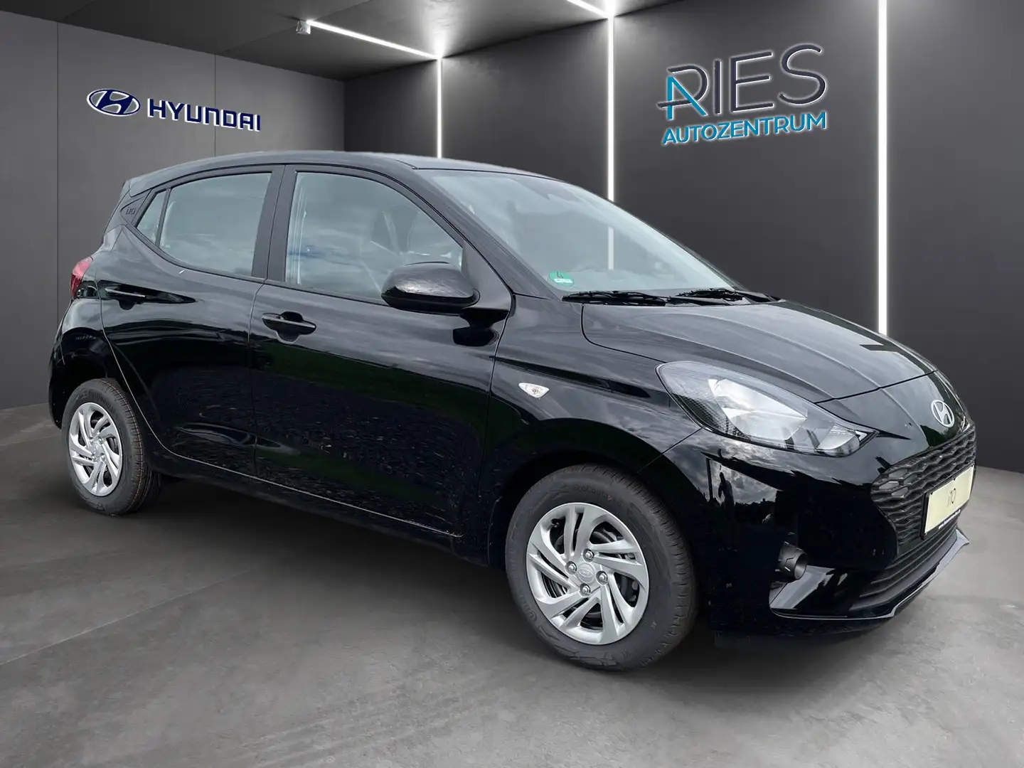 Hyundai i10 1.0 Select Navi*Kam.*PDC*DynLicht*FLA*SpurH Negro - 2