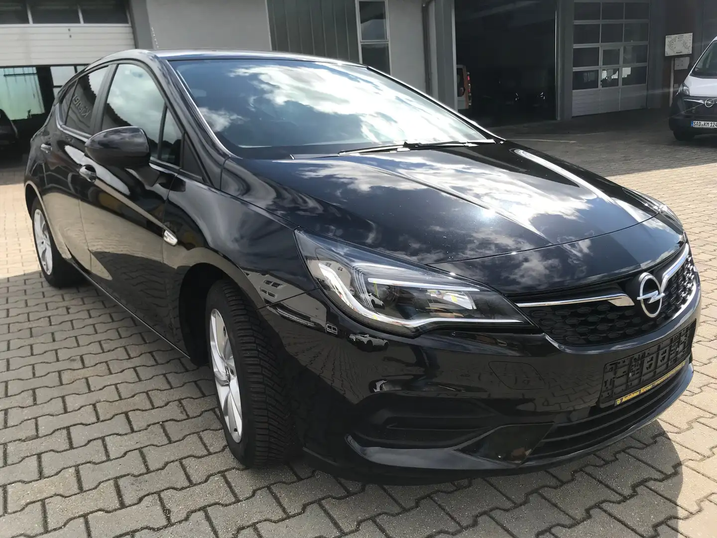 Opel Astra K 1.2 Turbo Start/Stop NAVI PDC SHZ LHZ Schwarz - 1