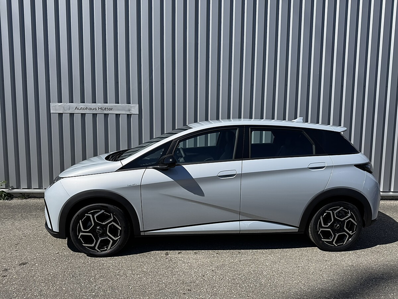 BYD Dolphin 60,4 kWh Comfort Österreich Paket — photo 3