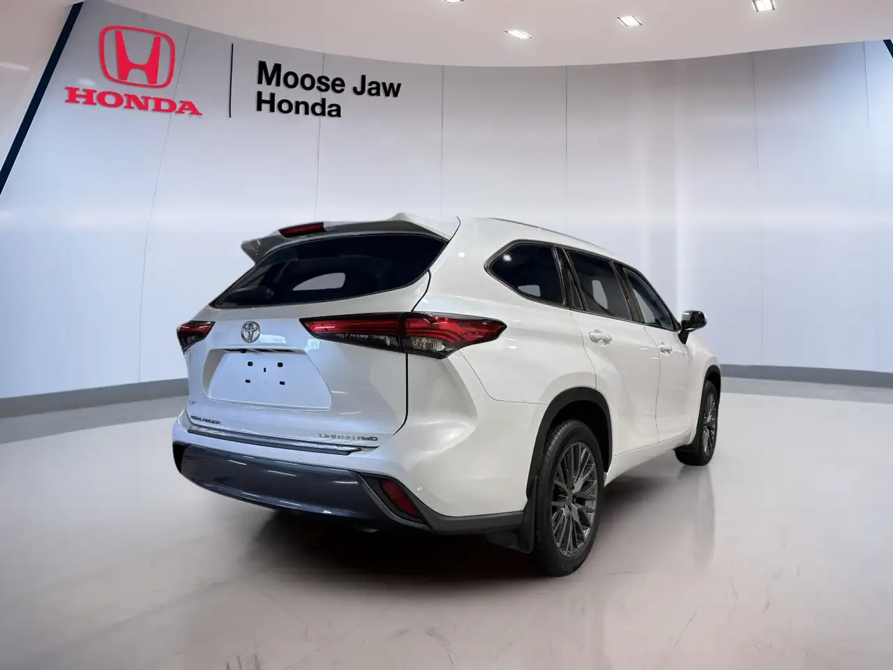 Toyota Highlander photo Toyota Highlander