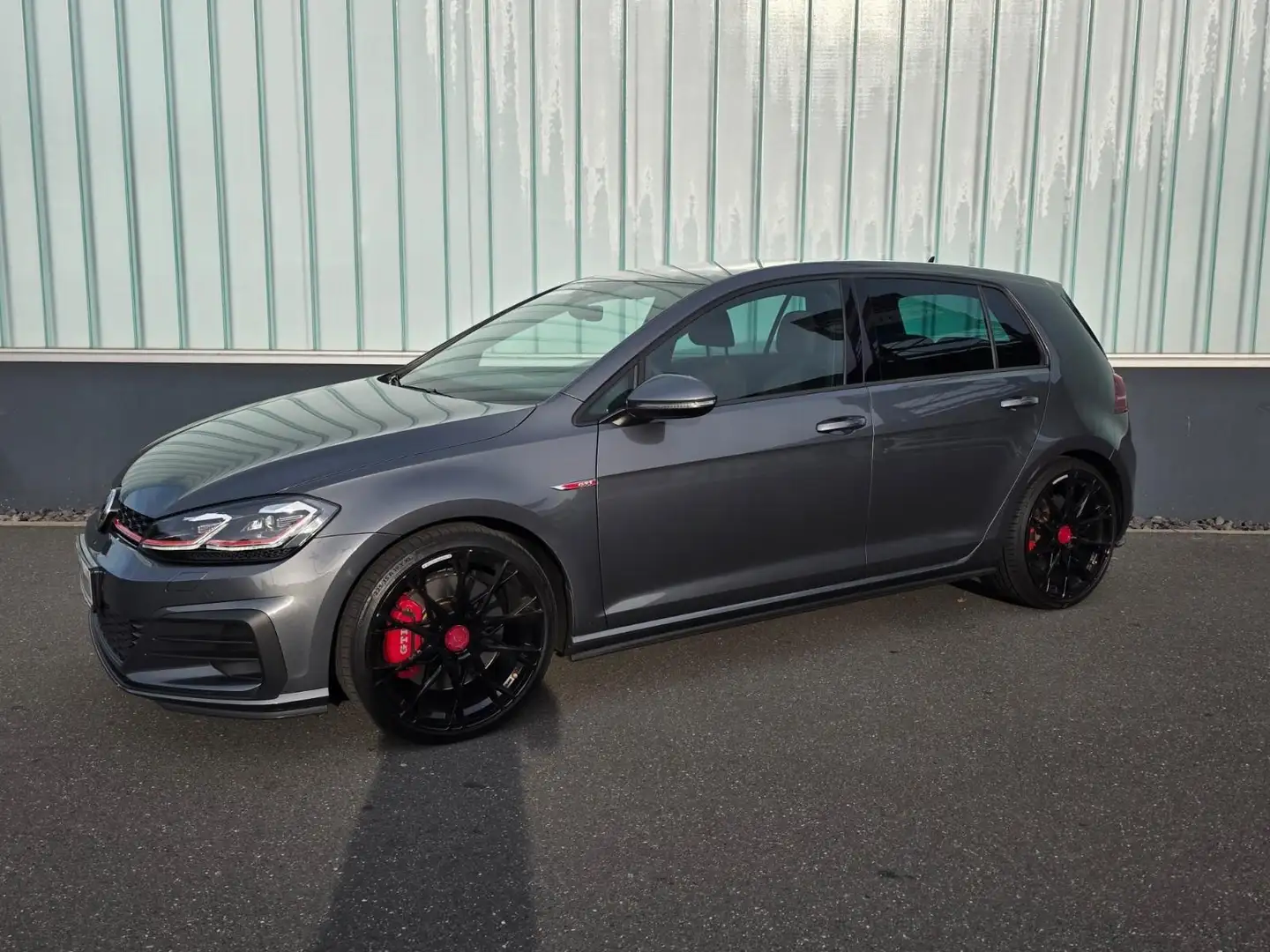 Volkswagen Golf GTI Golf 5p 2.0 tsi Gti Performance 245cv dsg Gris - 1