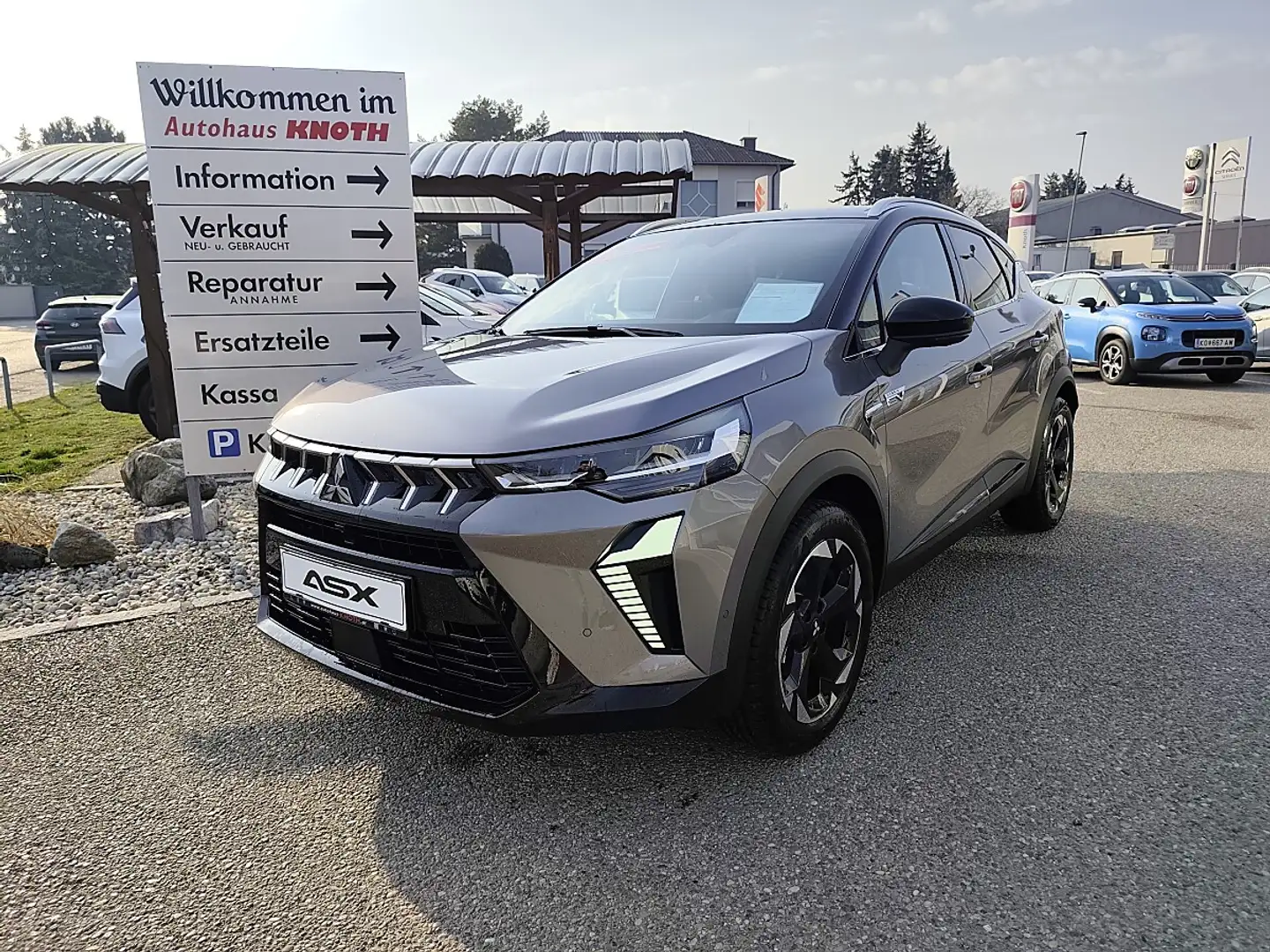 Mitsubishi ASX 1,8 HEV Intense Yuki Grau - 1