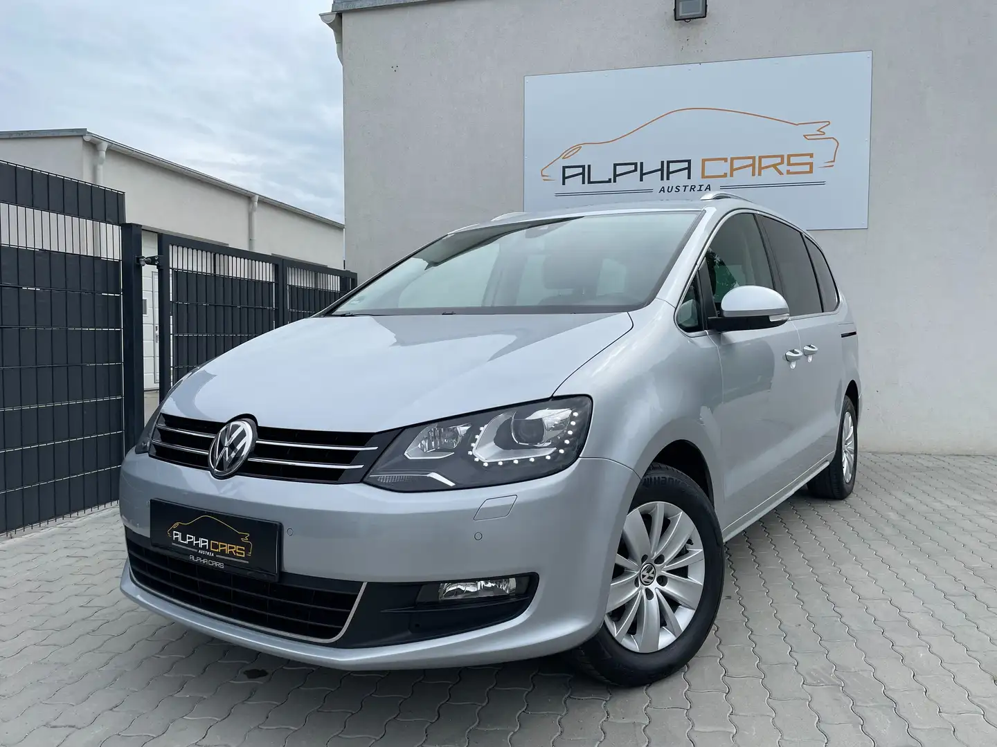 Volkswagen Sharan Comfortline 7-Sitzer 2,0 TDI BMT SCR Grau - 2