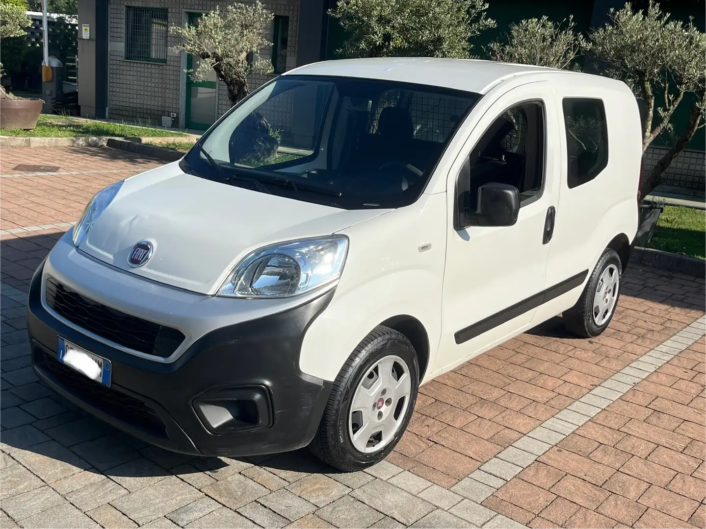 Fiat Fiorino 1.3D 90 cv Euro6D Neopatentati - 1