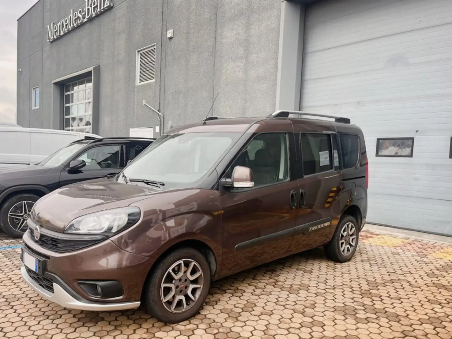 Fiat Doblo Combi M1 Brun - 1