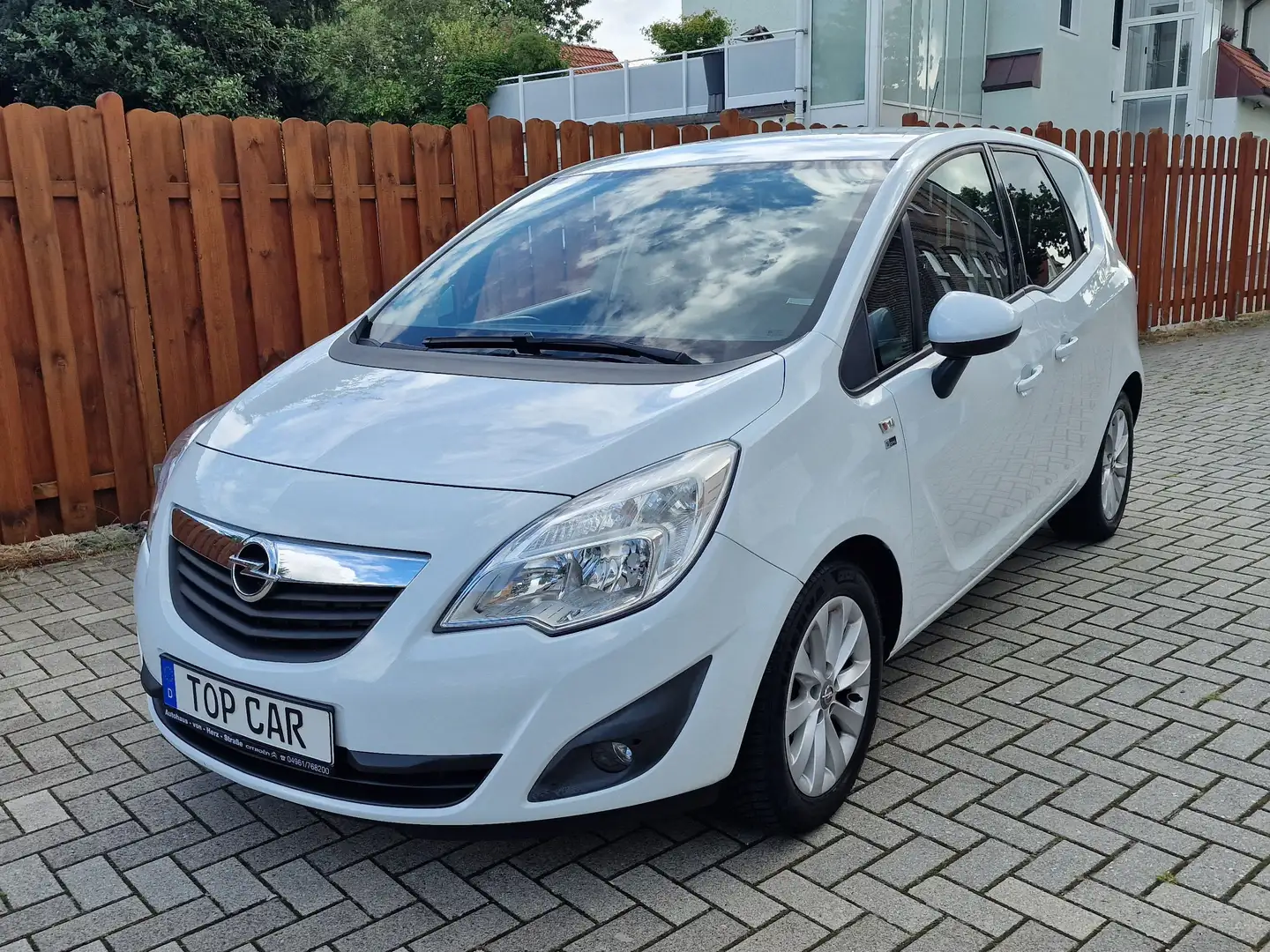 Opel Meriva Innovation Білий - 1