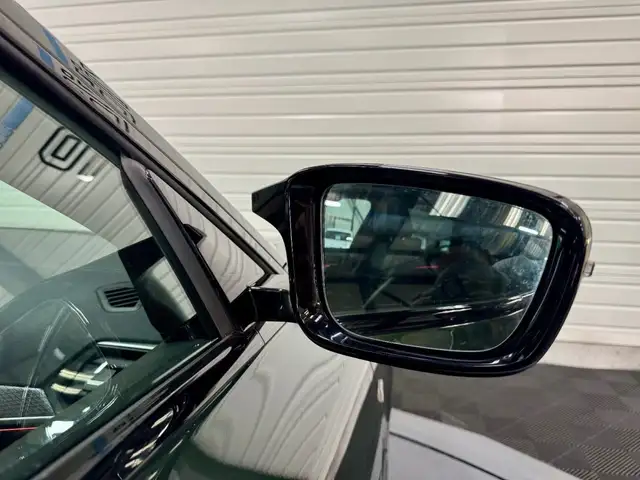 BMW I4 view 25