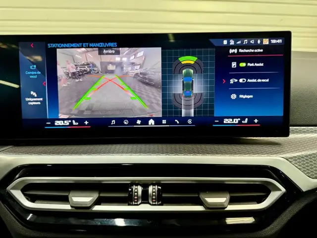BMW I4 view 24