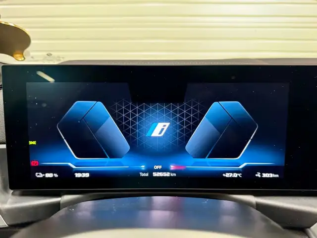 BMW I4 view 13