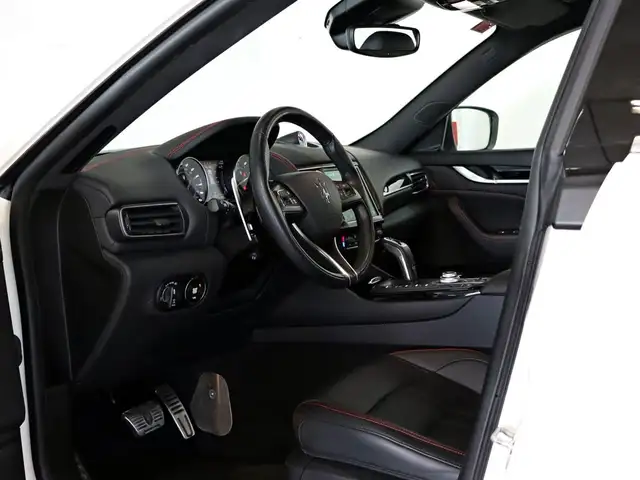 Maserati Gransport view 7