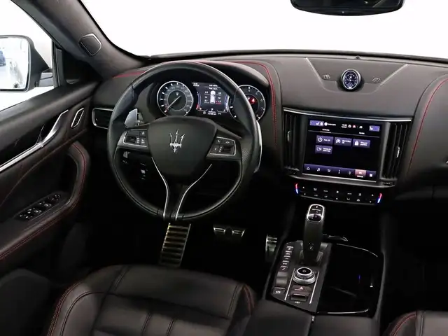 Maserati Gransport view 8