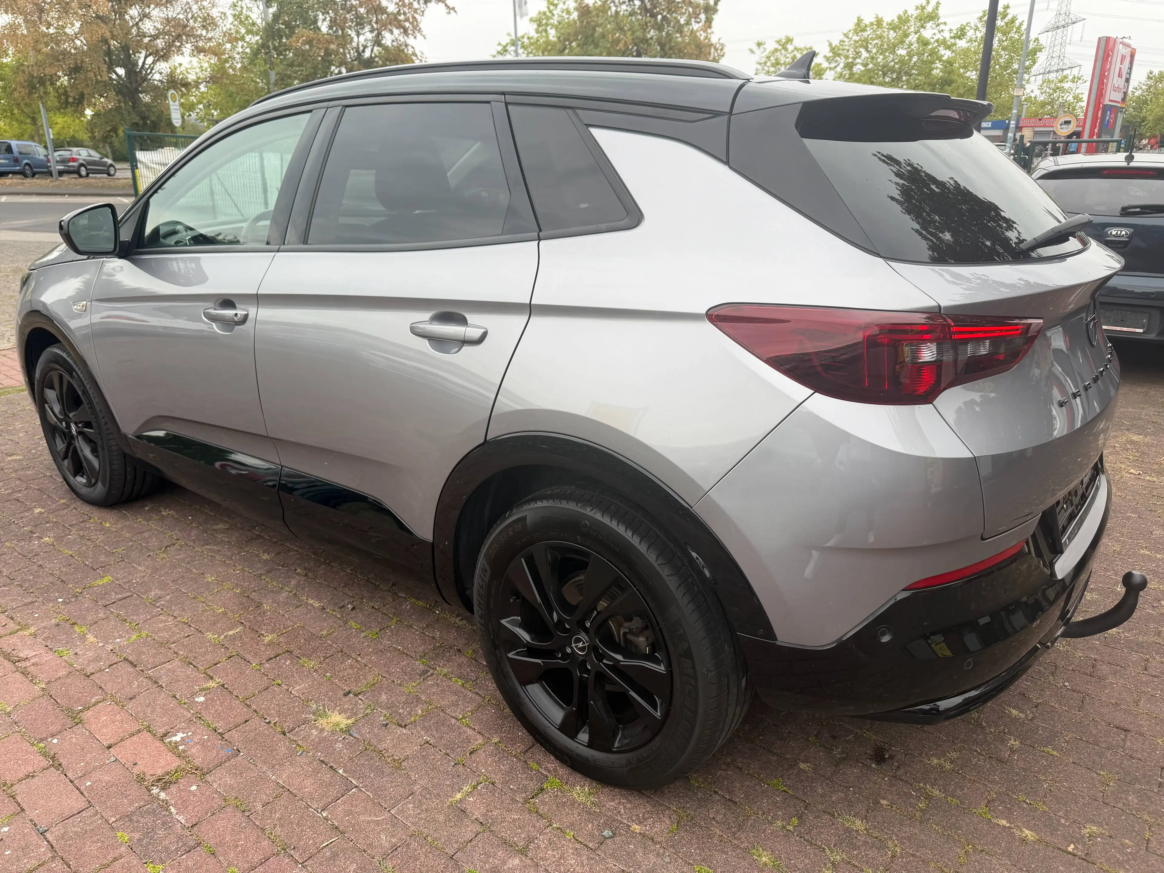 Opel Grandland X GS Line/Automatik/Neu Service/Neu TÜV/Scheckheft/LED/Navi/Kamer — photo 4
