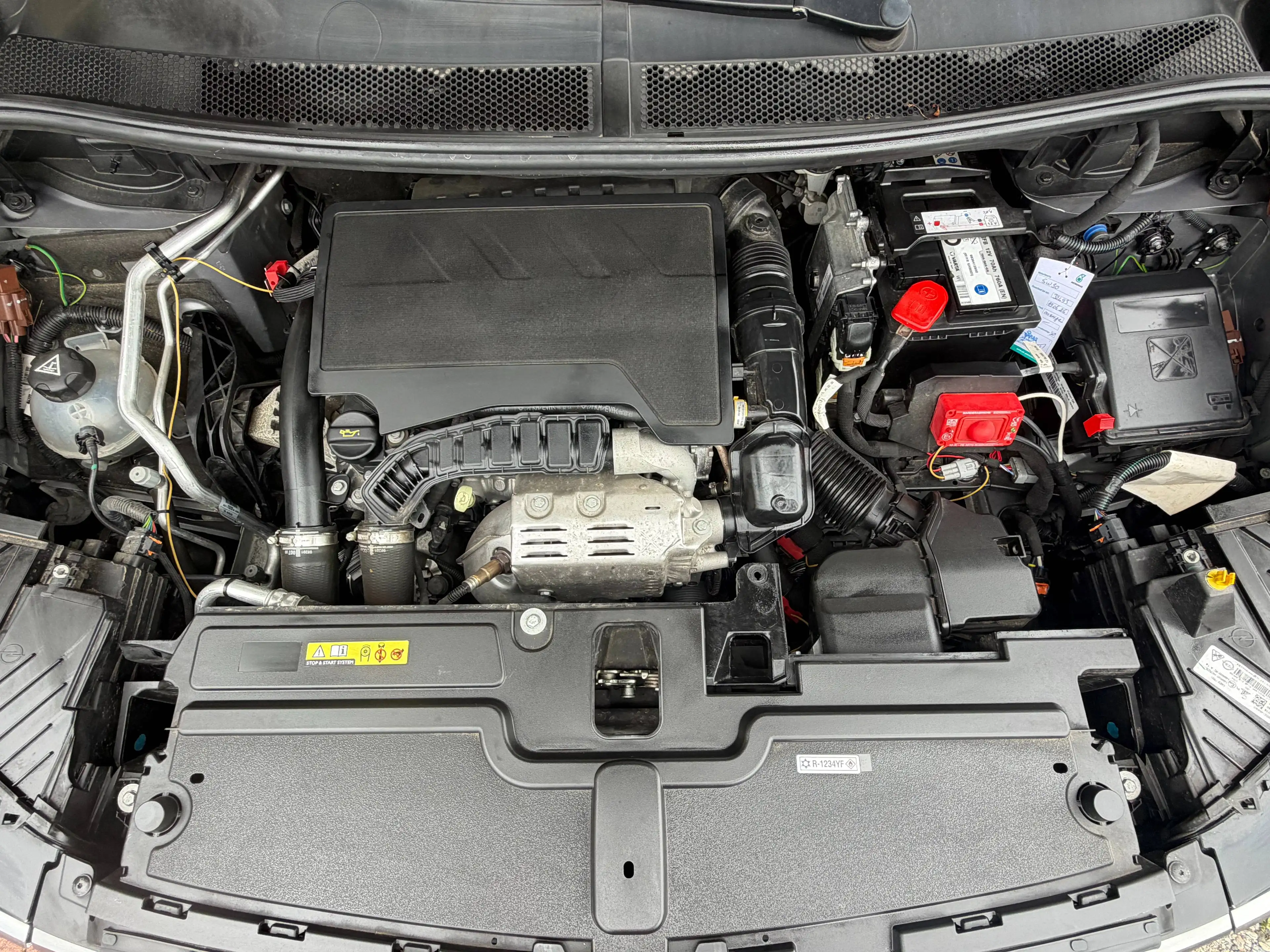 Opel Grandland X GS Line/Automatik/Neu Service/Neu TÜV/Scheckheft/LED/Navi/Kamer — photo 3