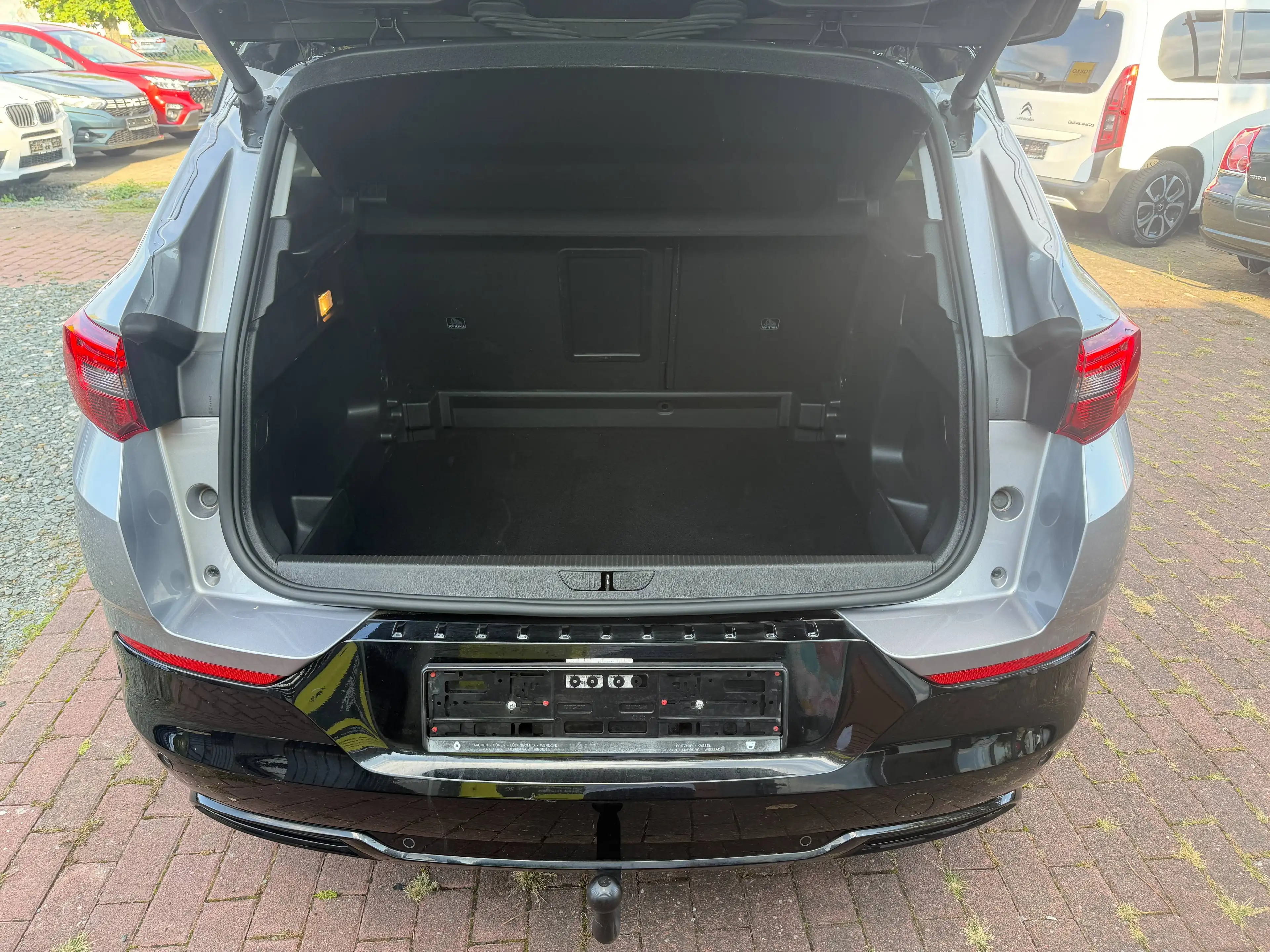 Opel Grandland X GS Line/Automatik/Neu Service/Neu TÜV/Scheckheft/LED/Navi/Kamer — photo 8