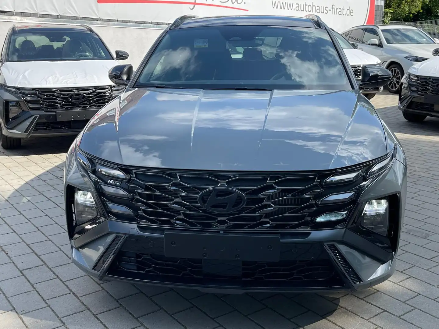 Hyundai TUCSON N-Line 1,6 T-Gdi Pano/Schiebedach/LED /NAVI/ R-KAM Grijs - 1