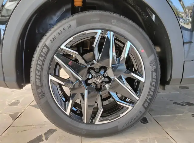 Peugeot 3008 view 8