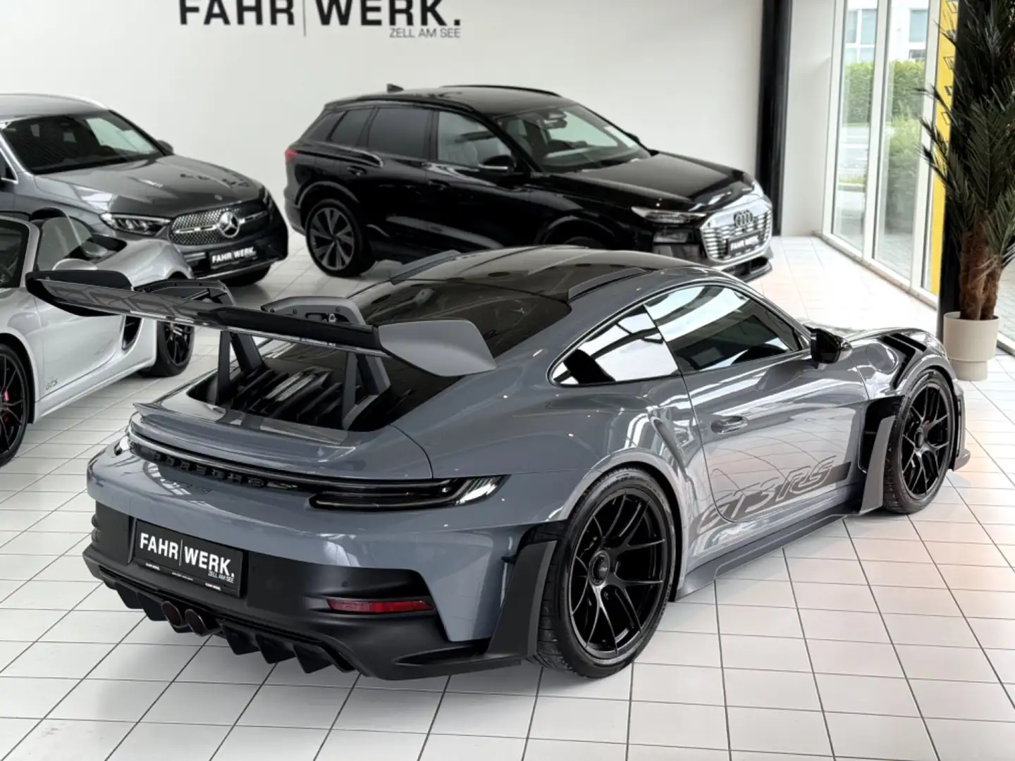 Porsche 992 911 Carrera Coupé GT3 RS PDK Weissach Gris - 2