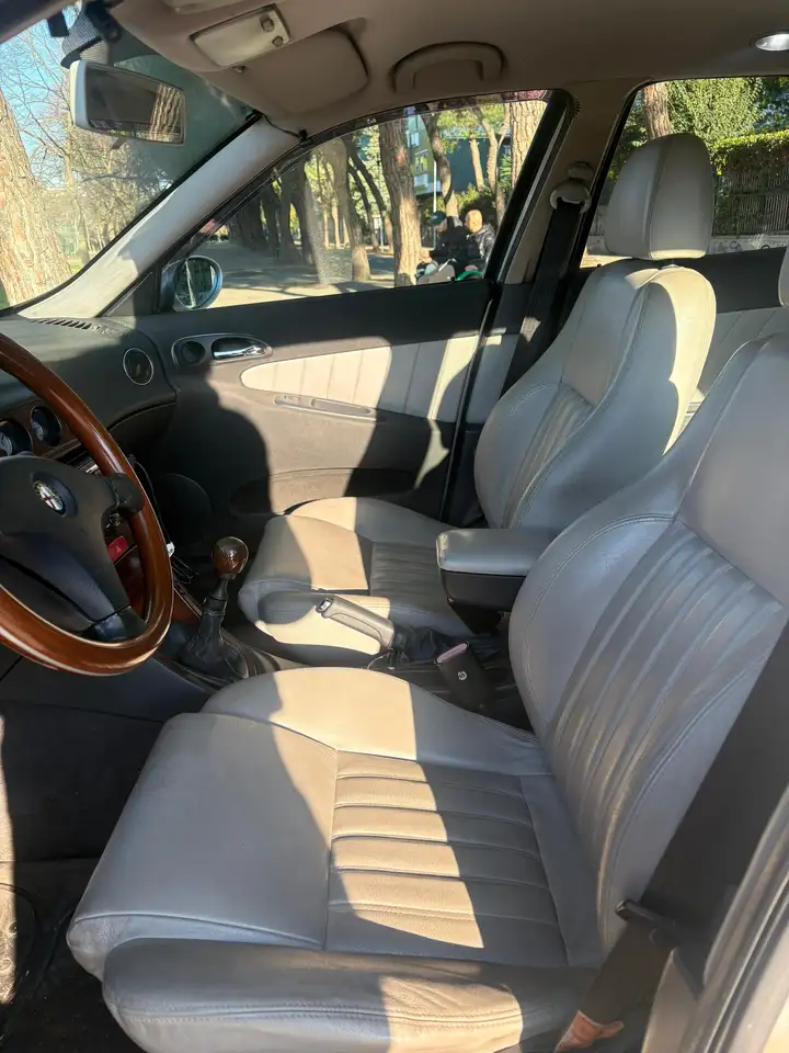 Alfa Romeo 156 2.4 jtd, foto 11