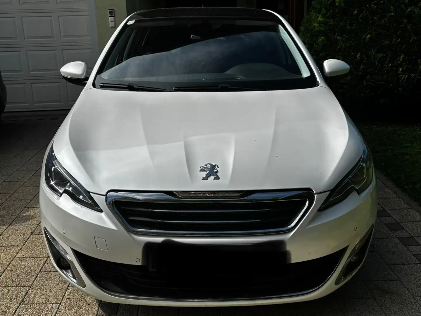Peugeot 308 308 1,6 HDi 92 FAP Allure Allure Weiß - 2